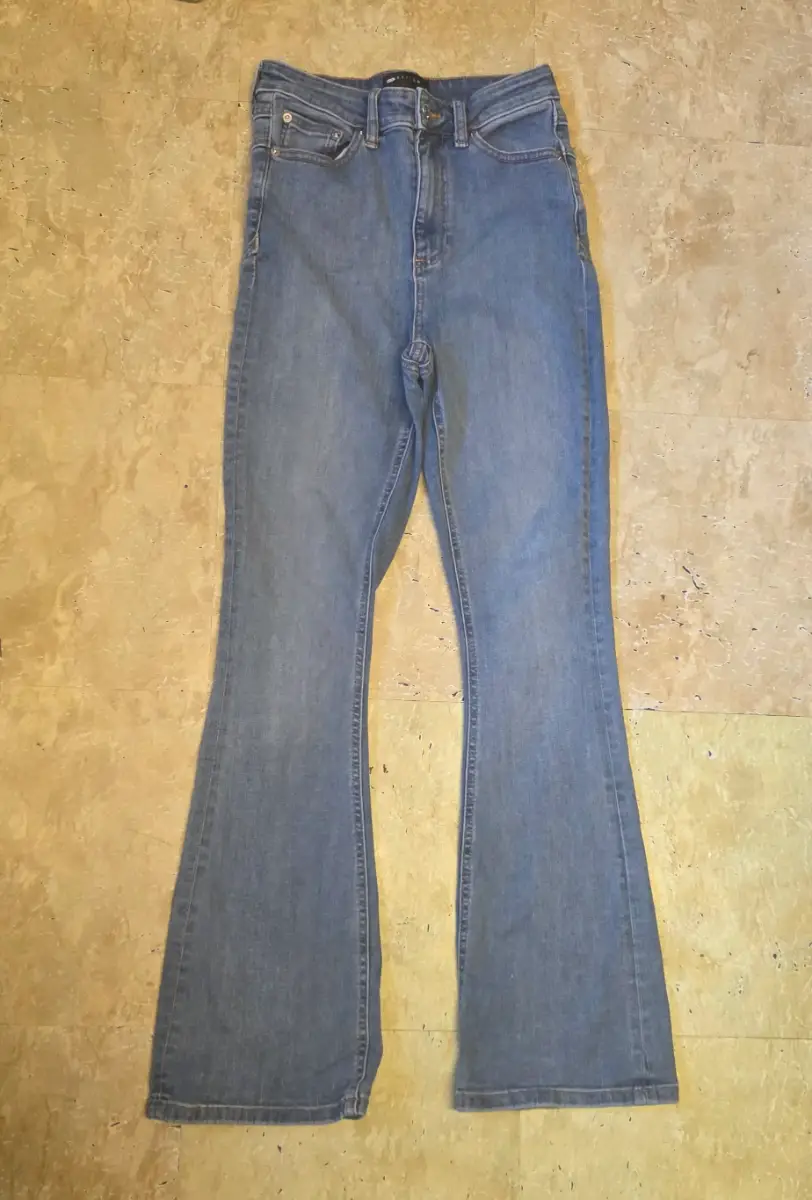 Asos Design High Waisted Flared Jeans - Blue -Size W26×L30 (UK 8)