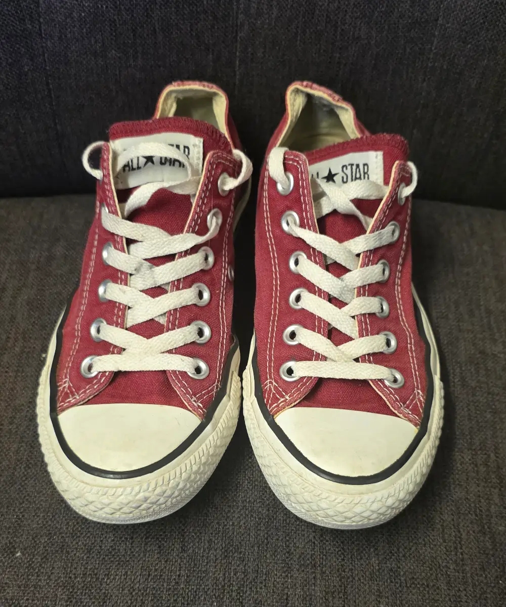 Converse Chuck Taylor All Star Low Top Trainers - Burgundy - Size UK 5