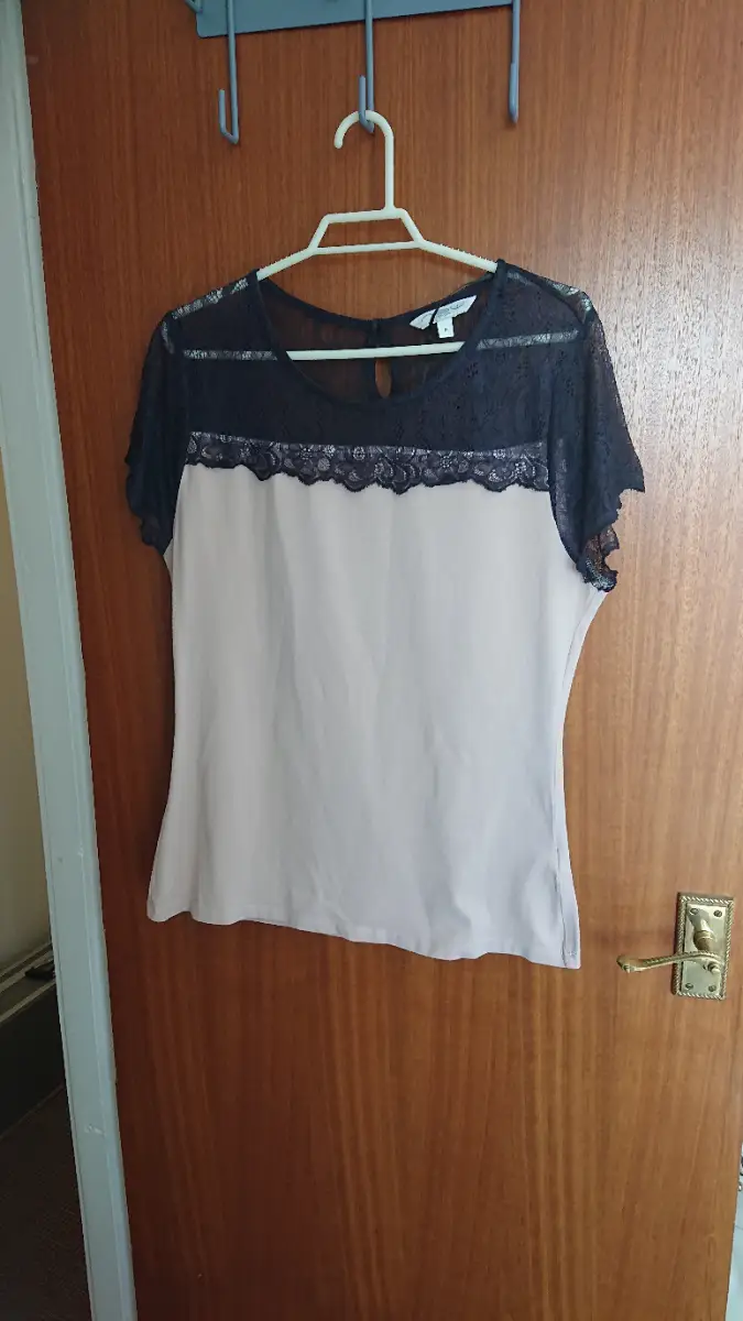New Look stretchy top.Size 12