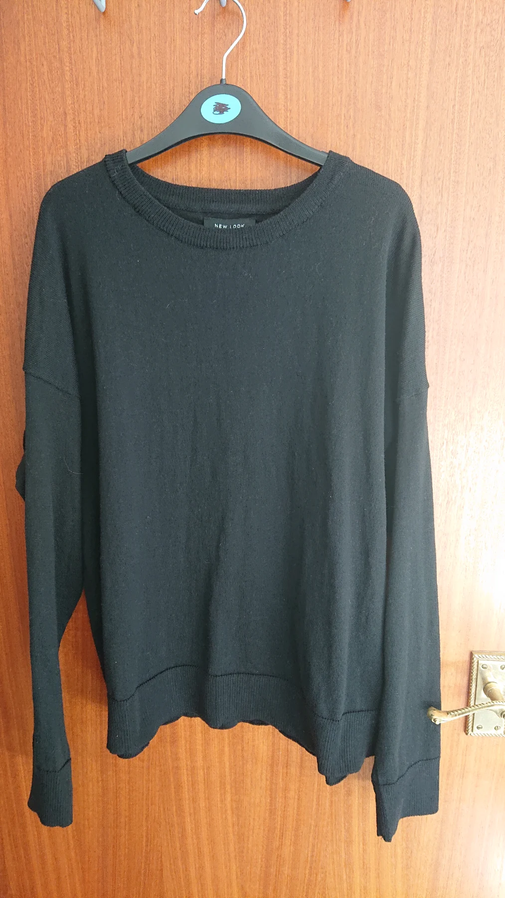 New Look black lightweight knit jumper. Size 12