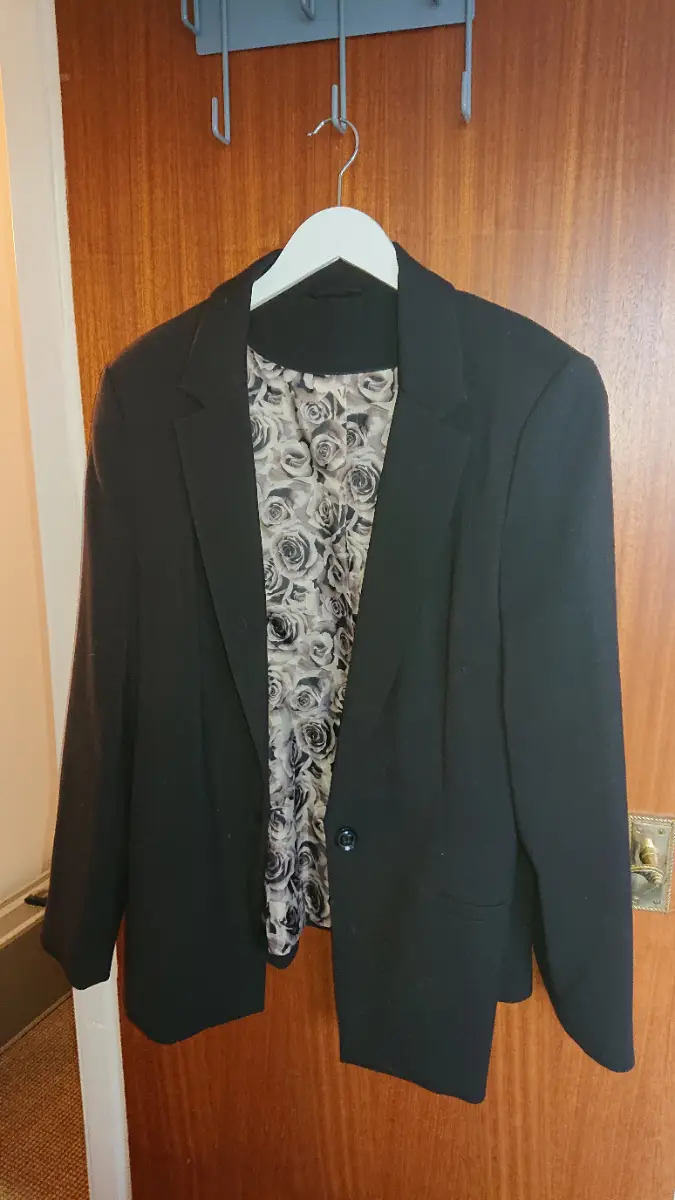 Black Blazer. Size 20