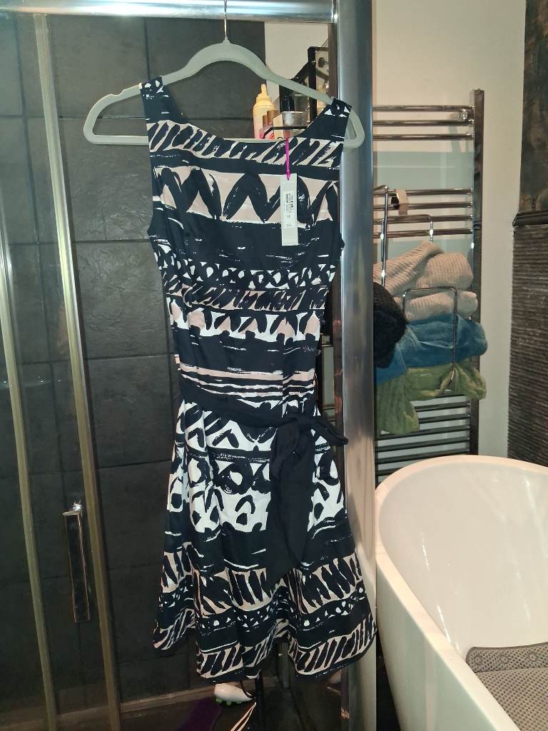 Per Una size 12 gorgeous dress.