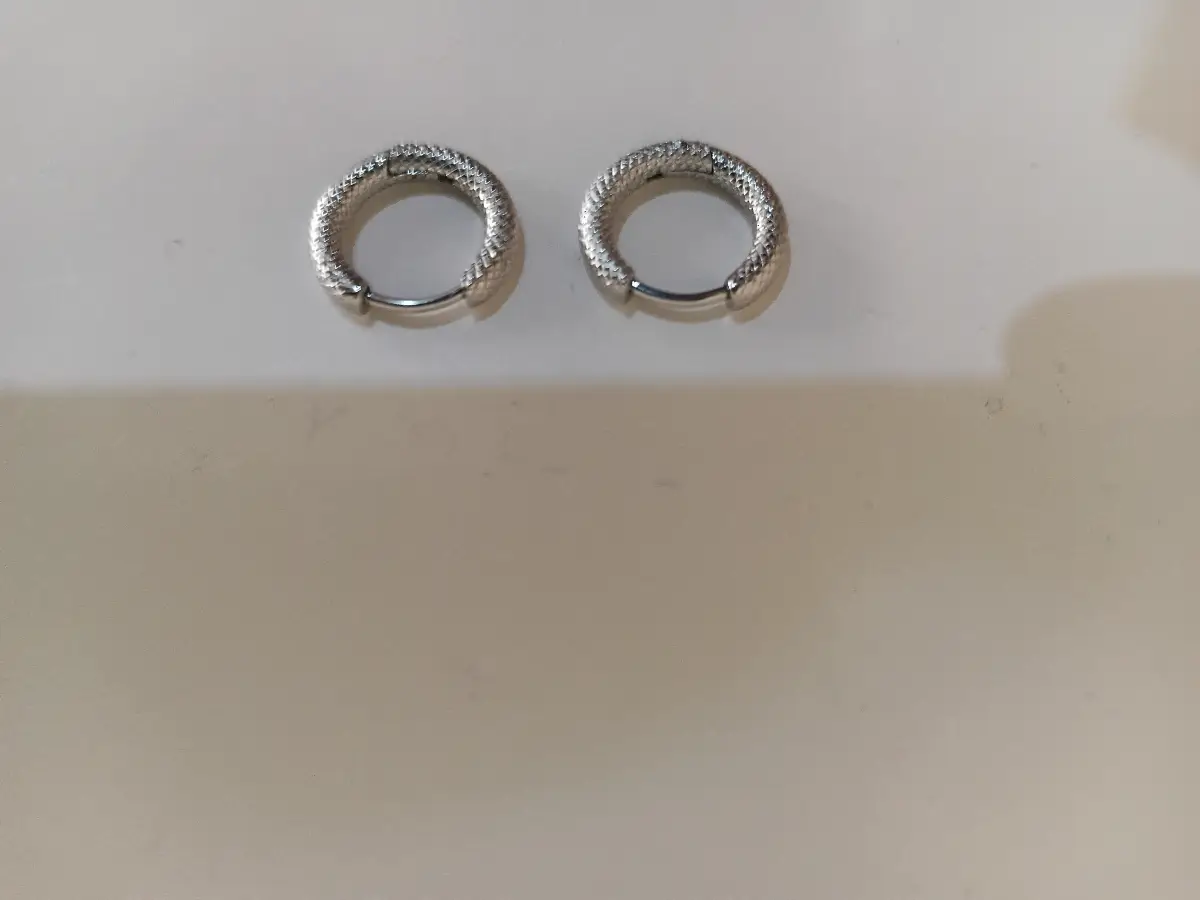 Silver Textured Thick Huggie Hoop Earrings – Small Click‑Top Hoops