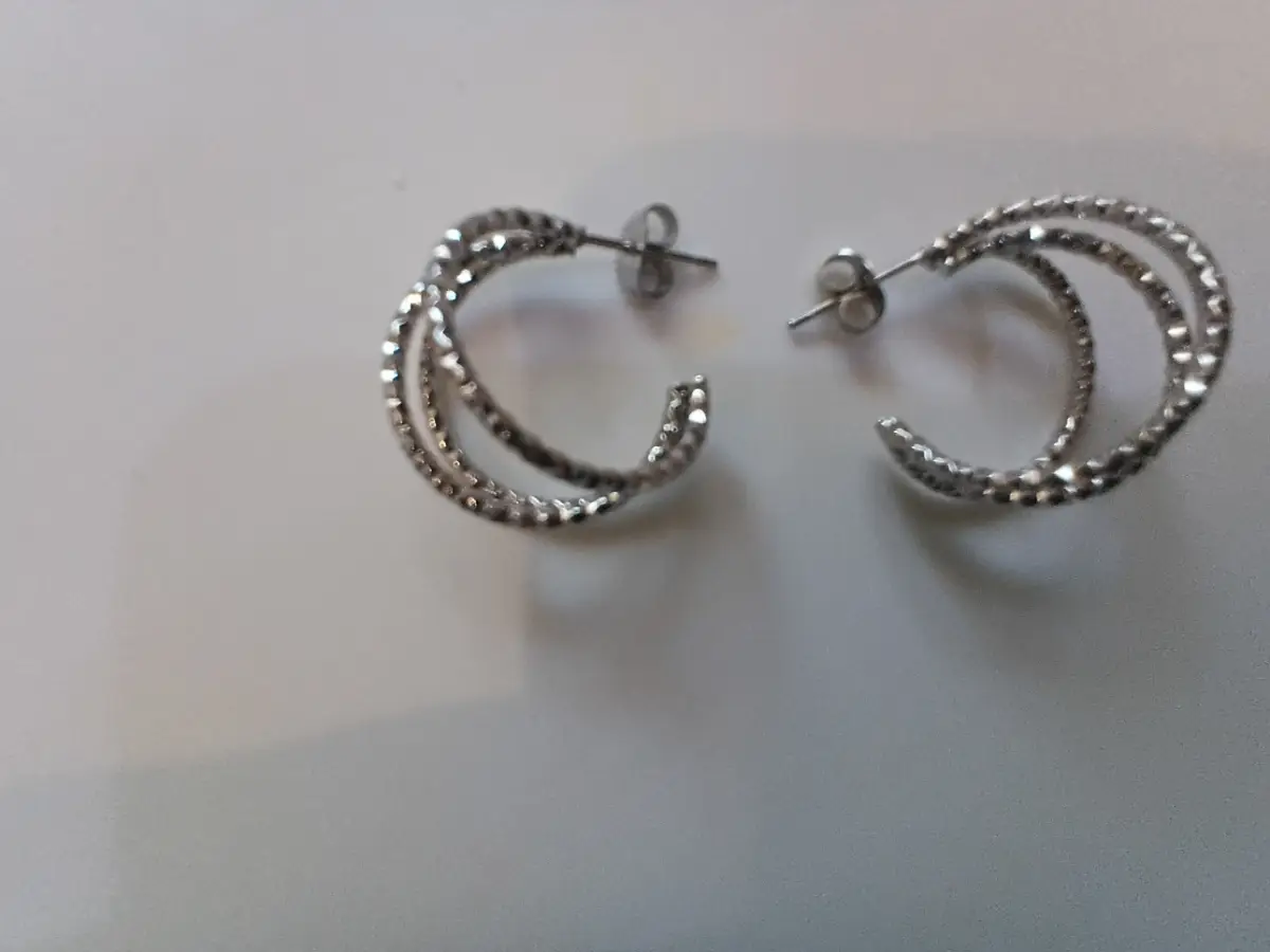 Stainless Steel Pave Crystal Spiral Wrap Ear Cuff / silver tone Earring