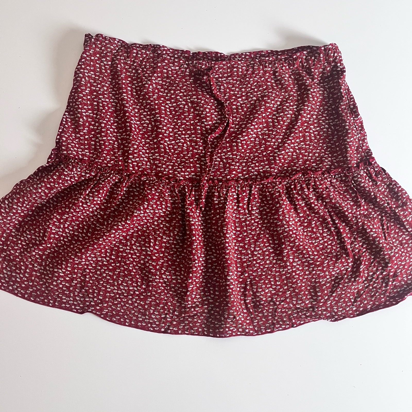 Brandy Melville Red Floral Ruffle Mini Skirt Ditsy Print Viscose