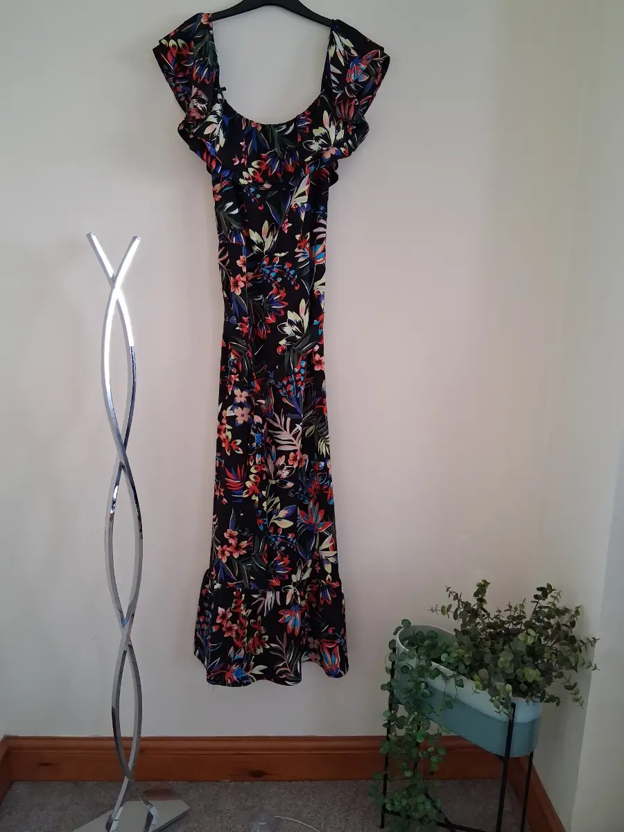 Dorothy perkins of the shoulder dress size 14