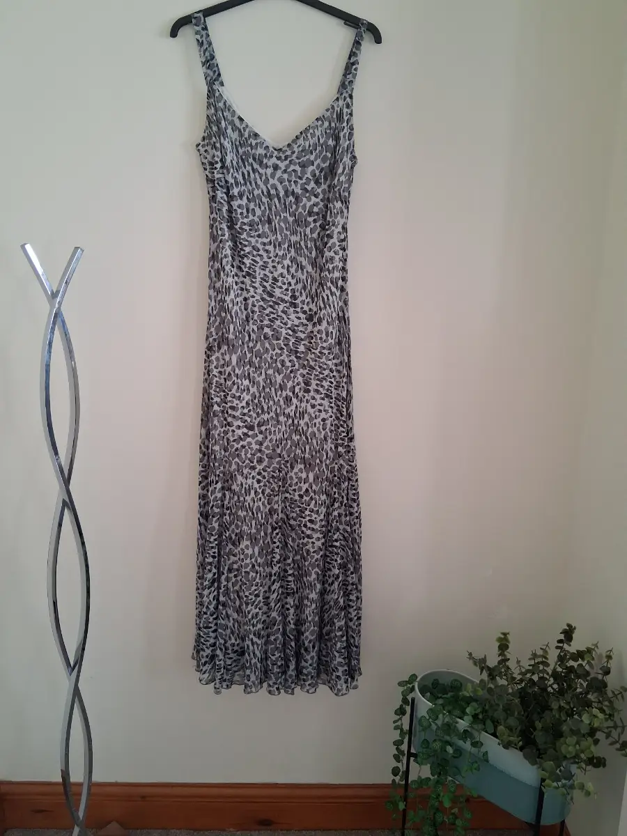 Per una leopard print midi dress size 14 long