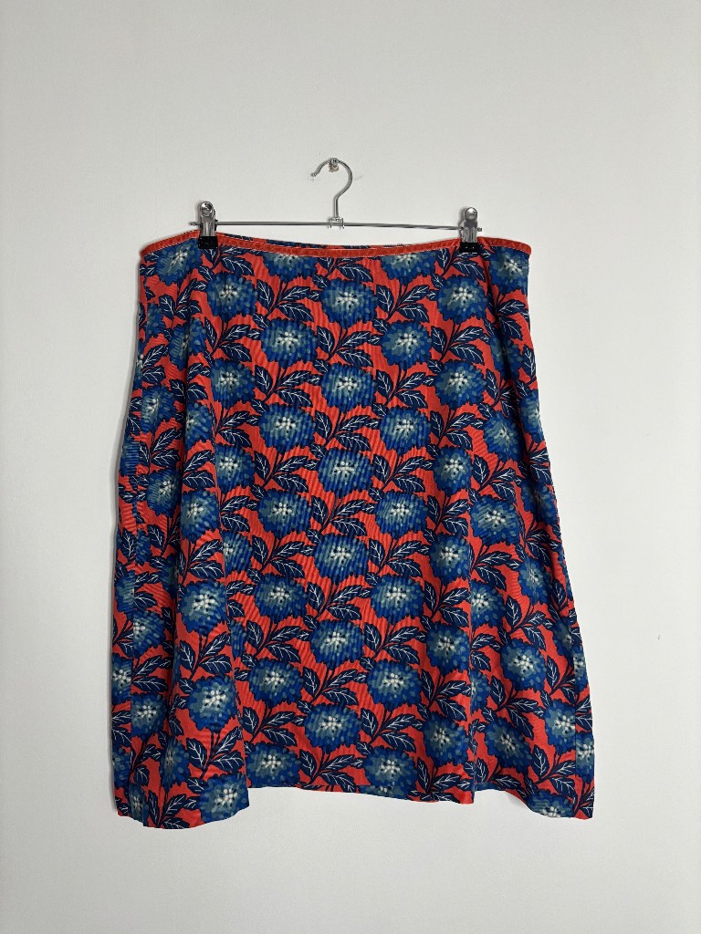 Blue and red floral Seasalt Cornwall cotton midi skirt - size 18