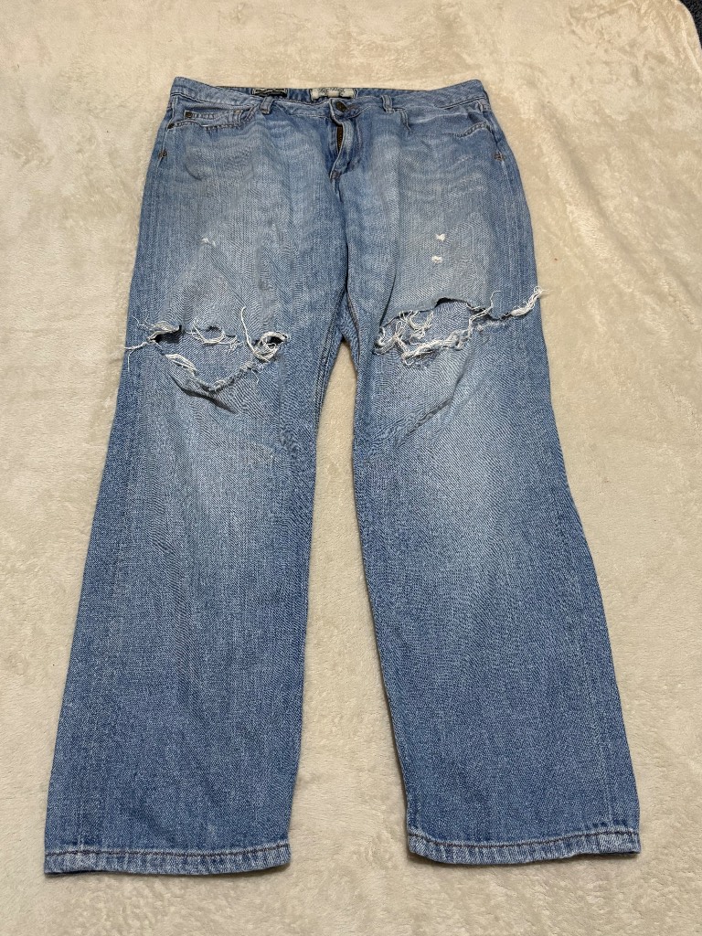 Blue denim Fat Face boyfriend distressed jeans - size 12