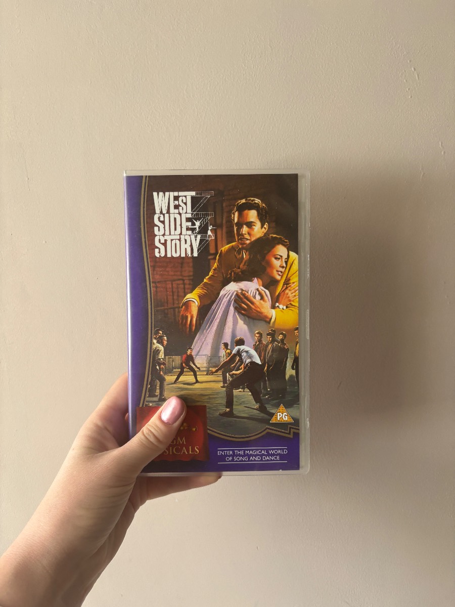 West Side Story VHS Tape Classic Musical MGM Home Entertainment PG Collection