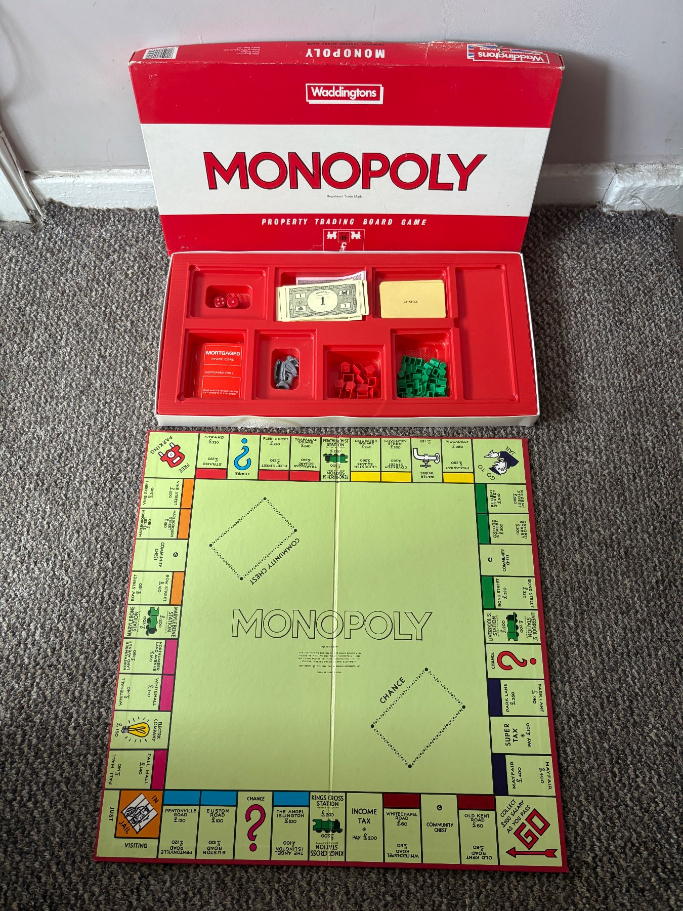Vintage Waddingtons Monopoly Board Game Classic Red Box Complete Ref 44021