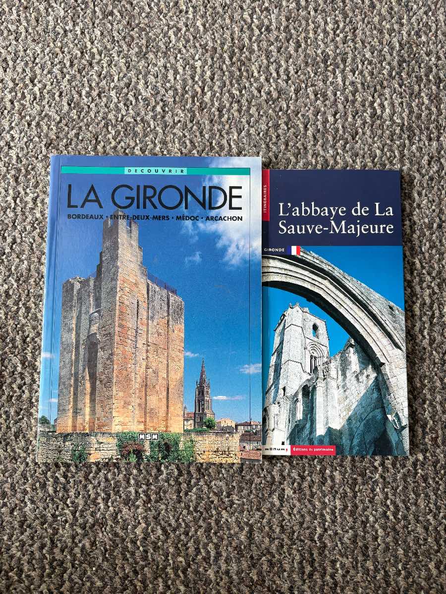 La Gironde Bordeaux Travel Guide & L'Abbaye de La Sauve-Majeure Book Pair French