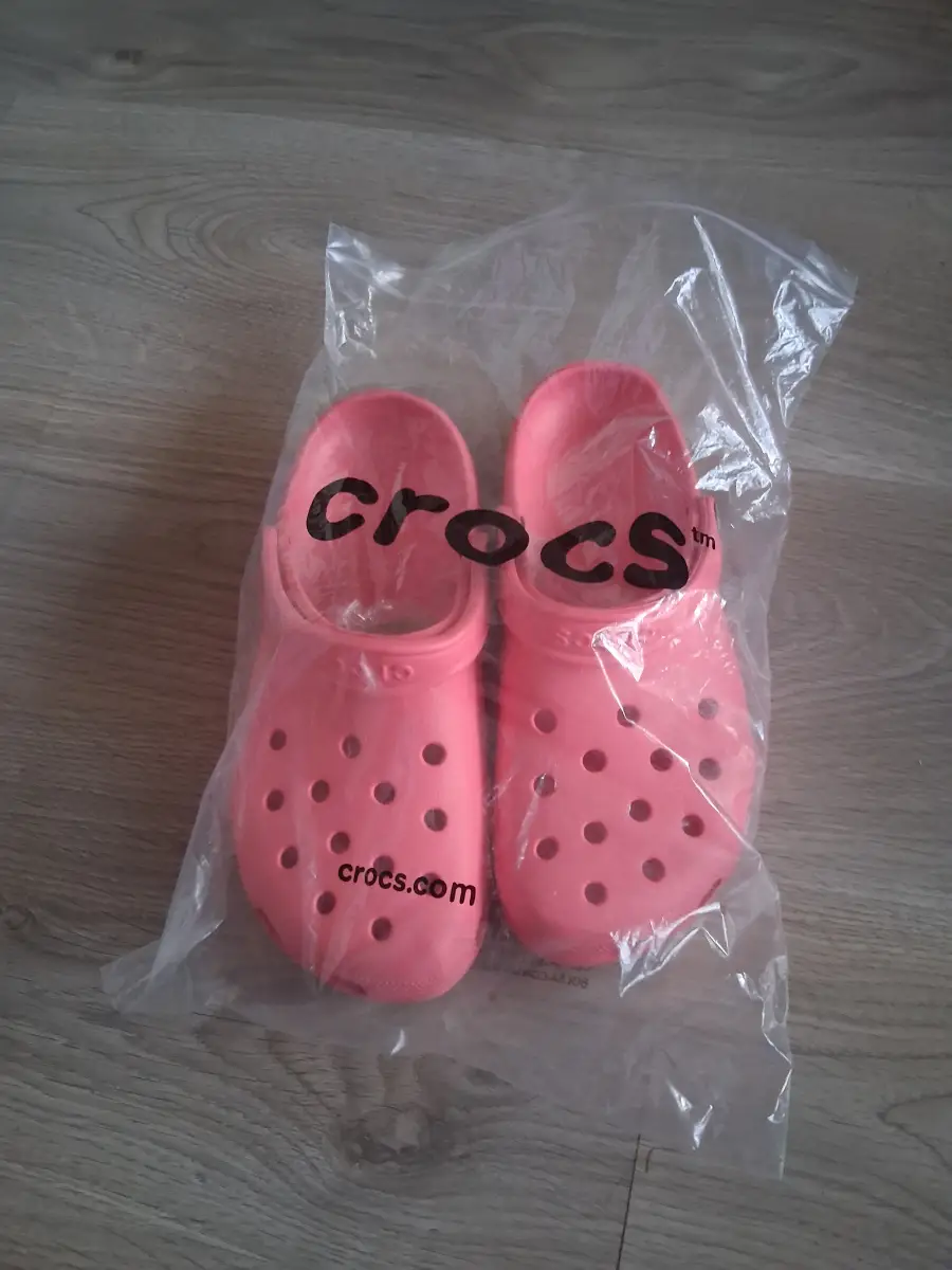 Women's crocs uk 7