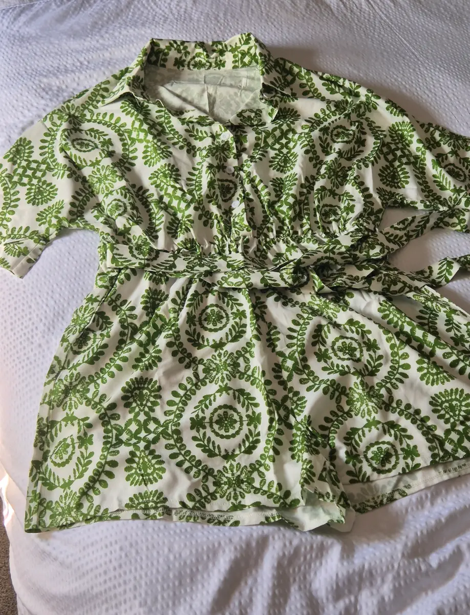 Never Worn Green and White Geometric Belted Playsuit - Size XL (Fits 12/14)