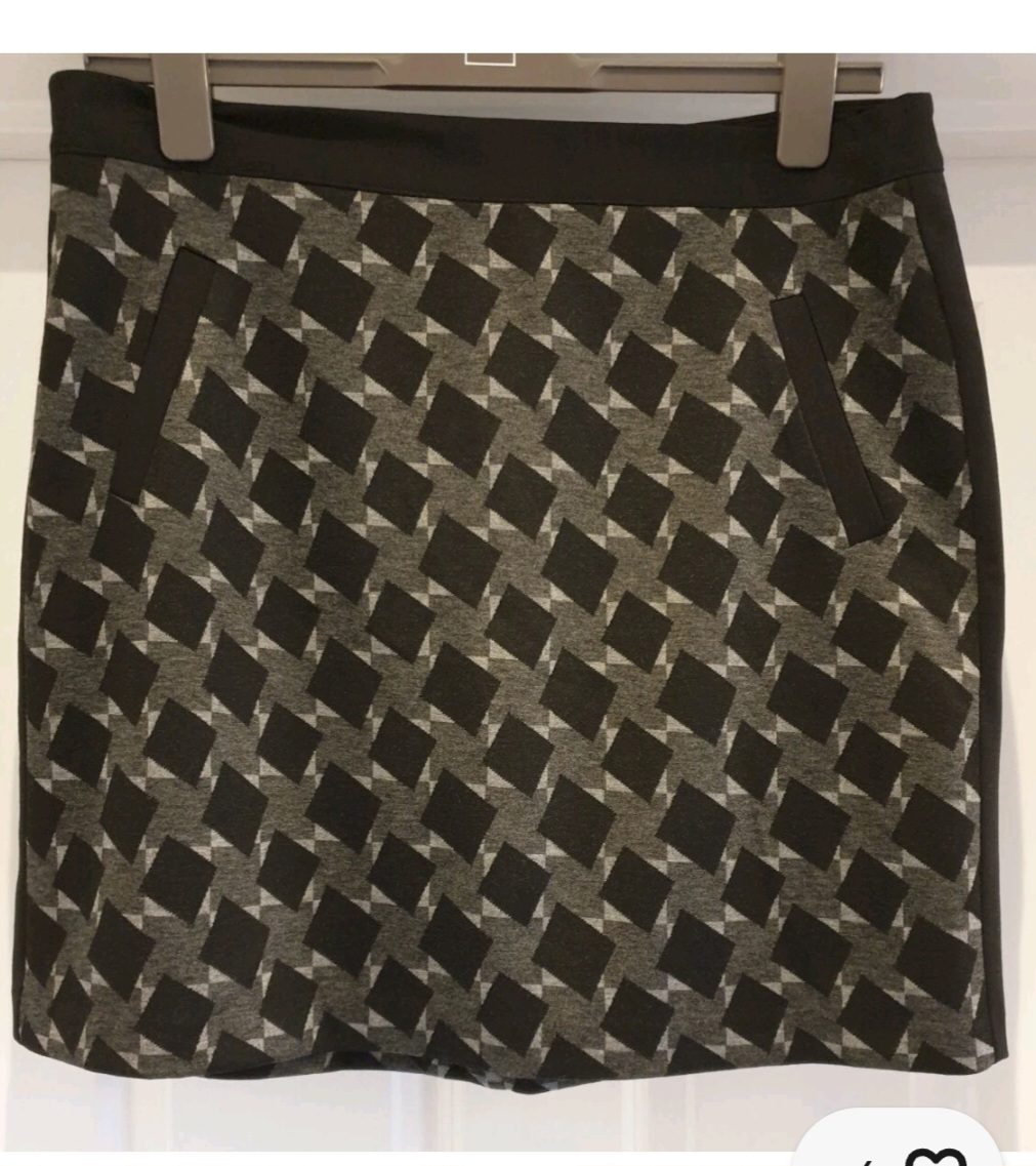 Principles Ben de Lisi Jersey Short Skirt Size 16 New with tags