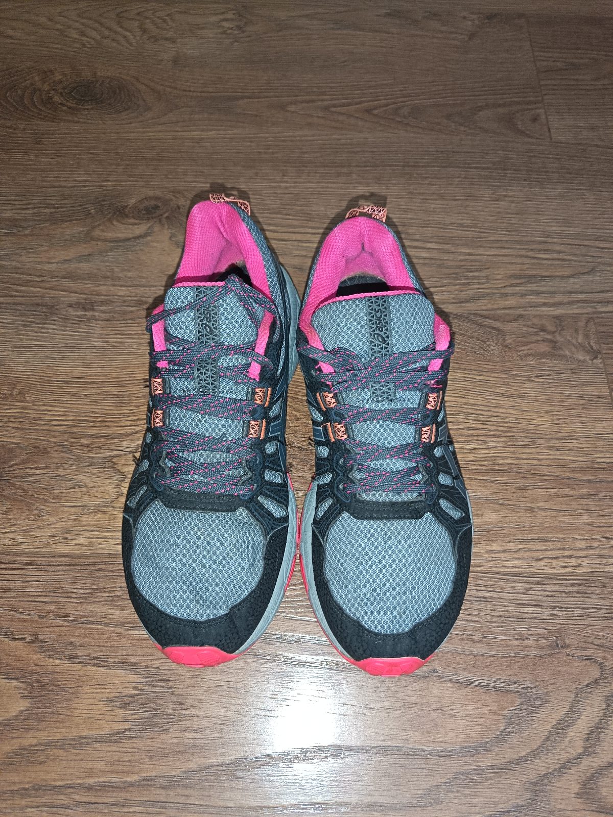 ASICS gel venture 7 trainers