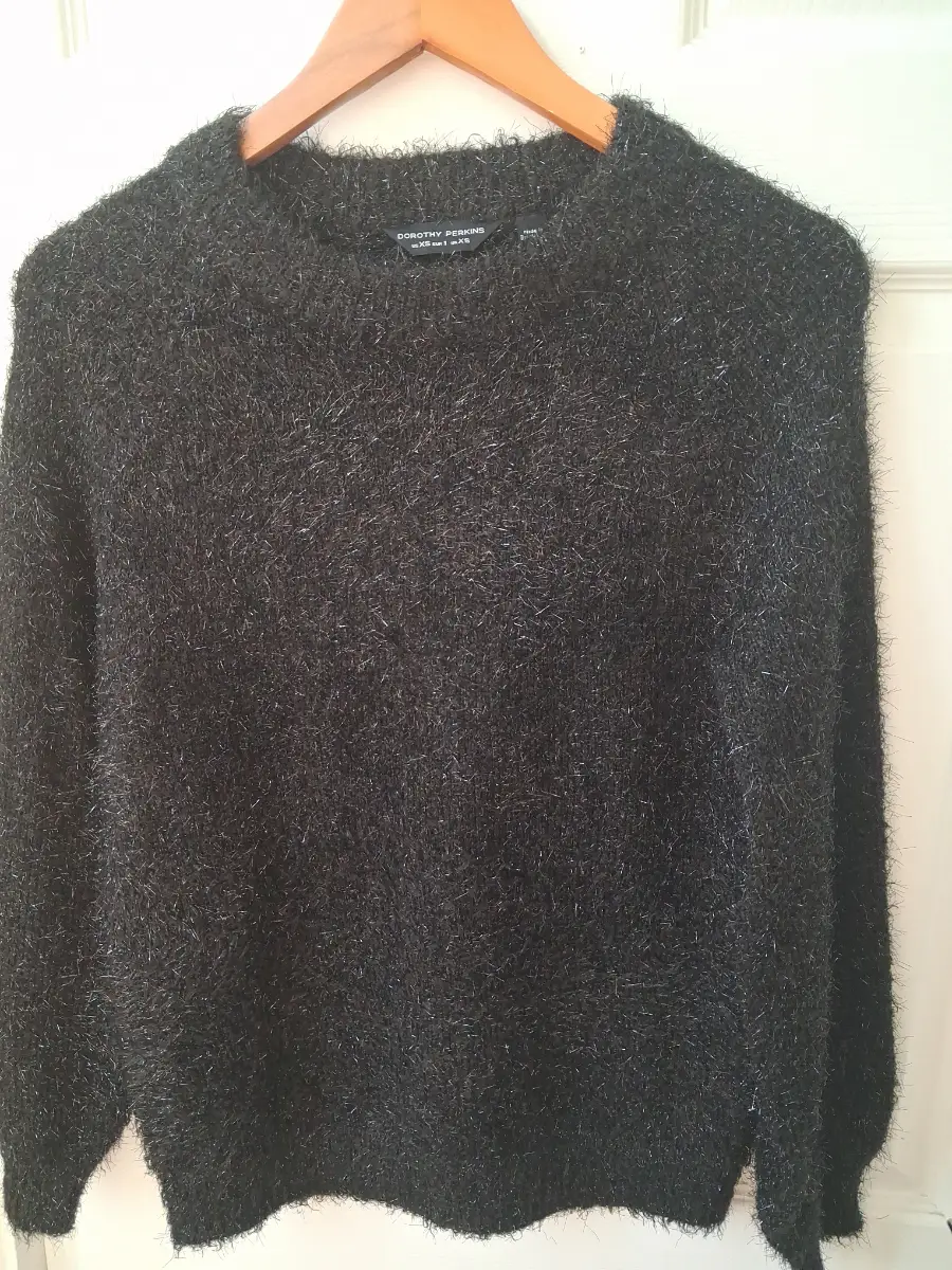 Womens black glitzy jumper from dorothy perkins uk size extra small VGCns uk size extra sma