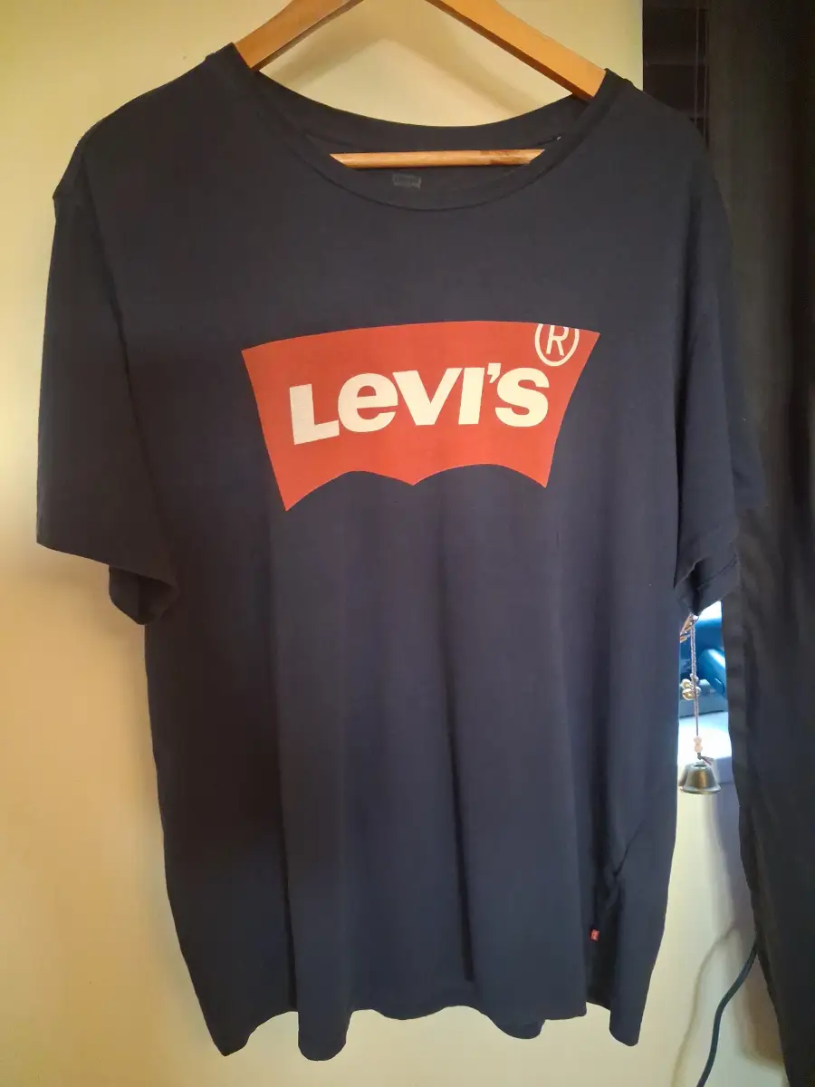 Mens levis graphic t shirt size XXL good condition
