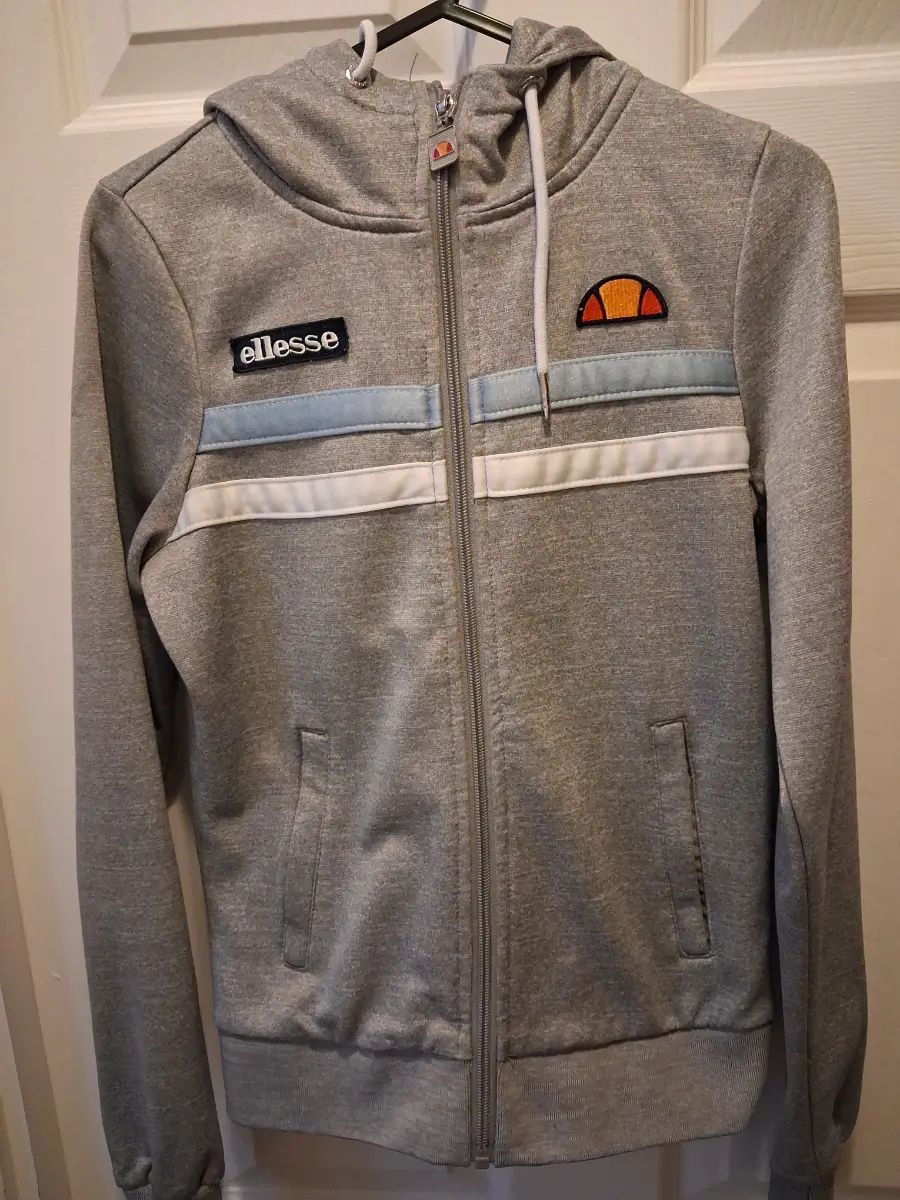 Womens ELLESSE grey hoodie PRISTINE condition size uk XS (4)