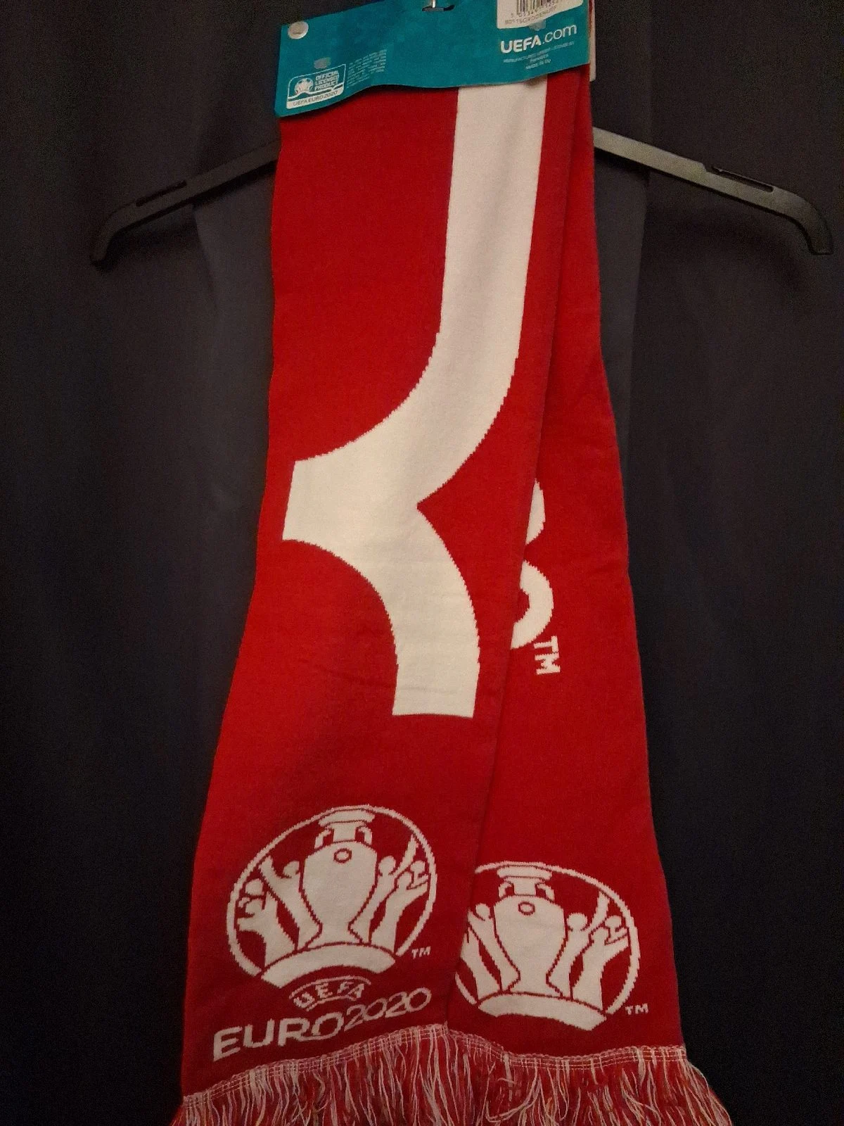 Official euros 2020 denmark scarf new with tag