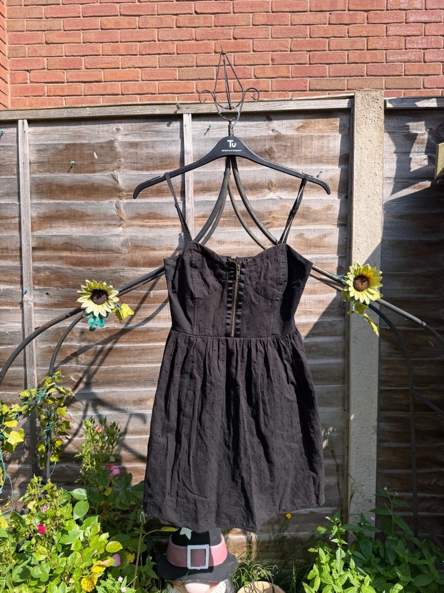 Topshop Black Floral Broderie Anglaise Eyelet Cotton Corset-Style Dress With Front Zip