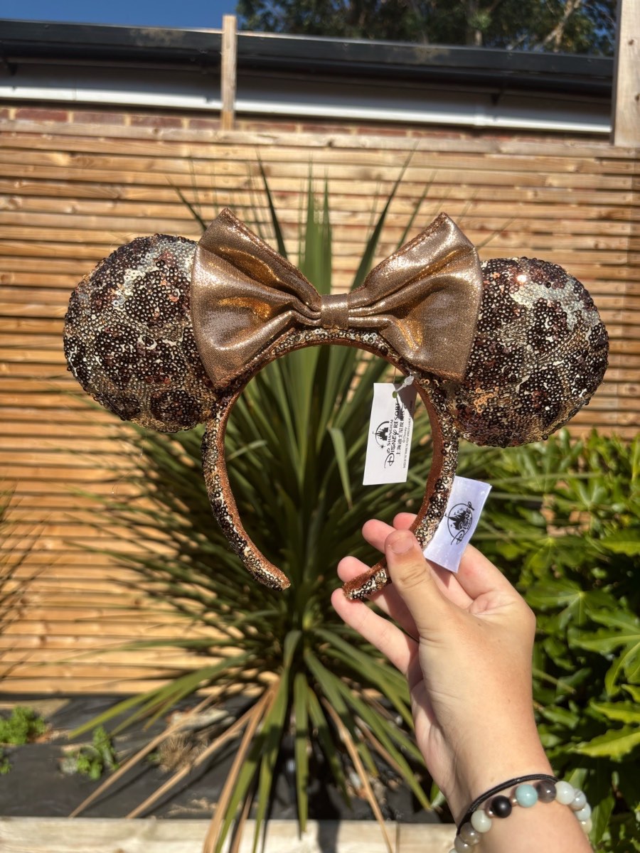 Leopard print ears