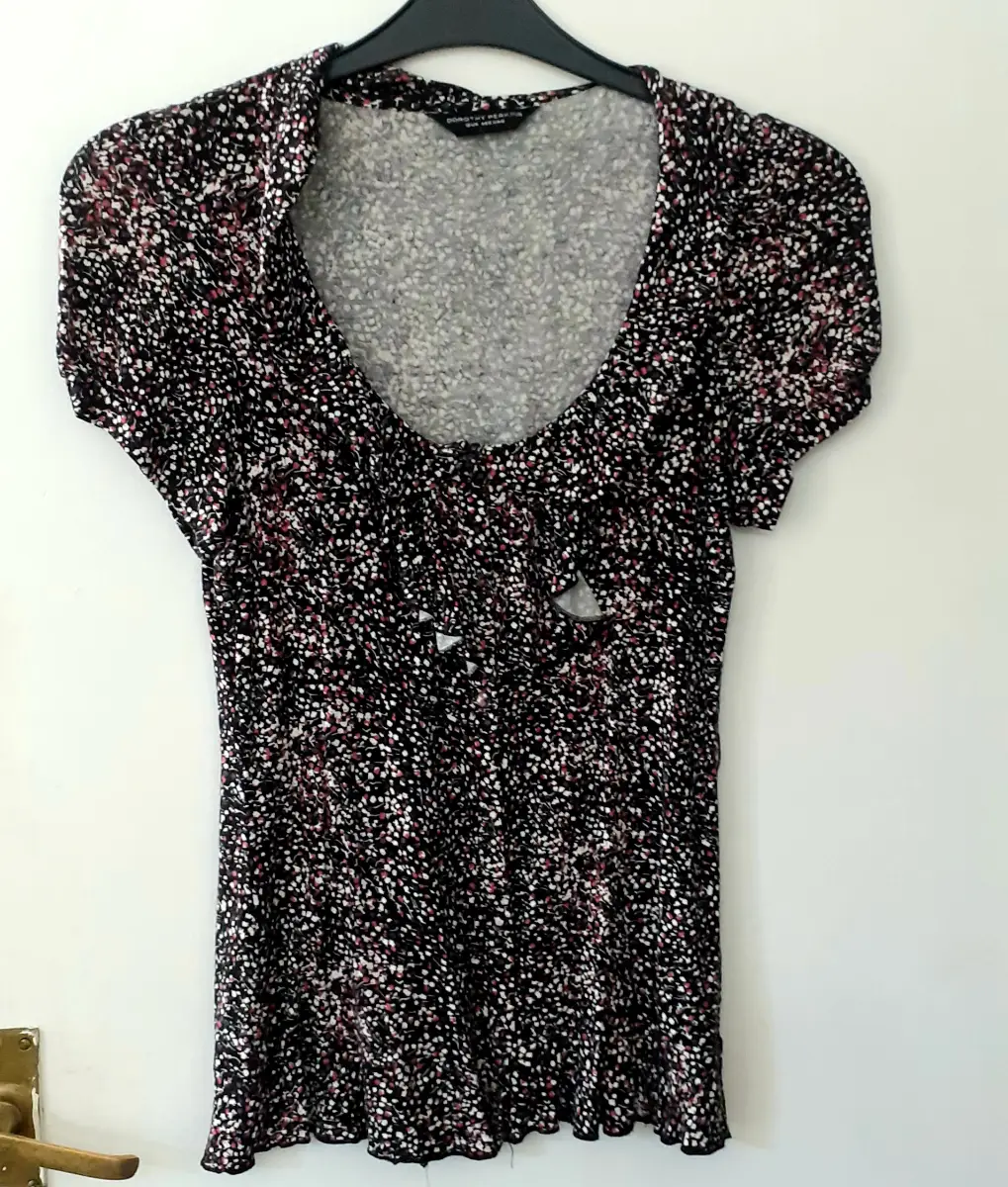 Dorothy Perkins Ditsy Floral Ruffle Neck Top - Size UK 12 / EU 40