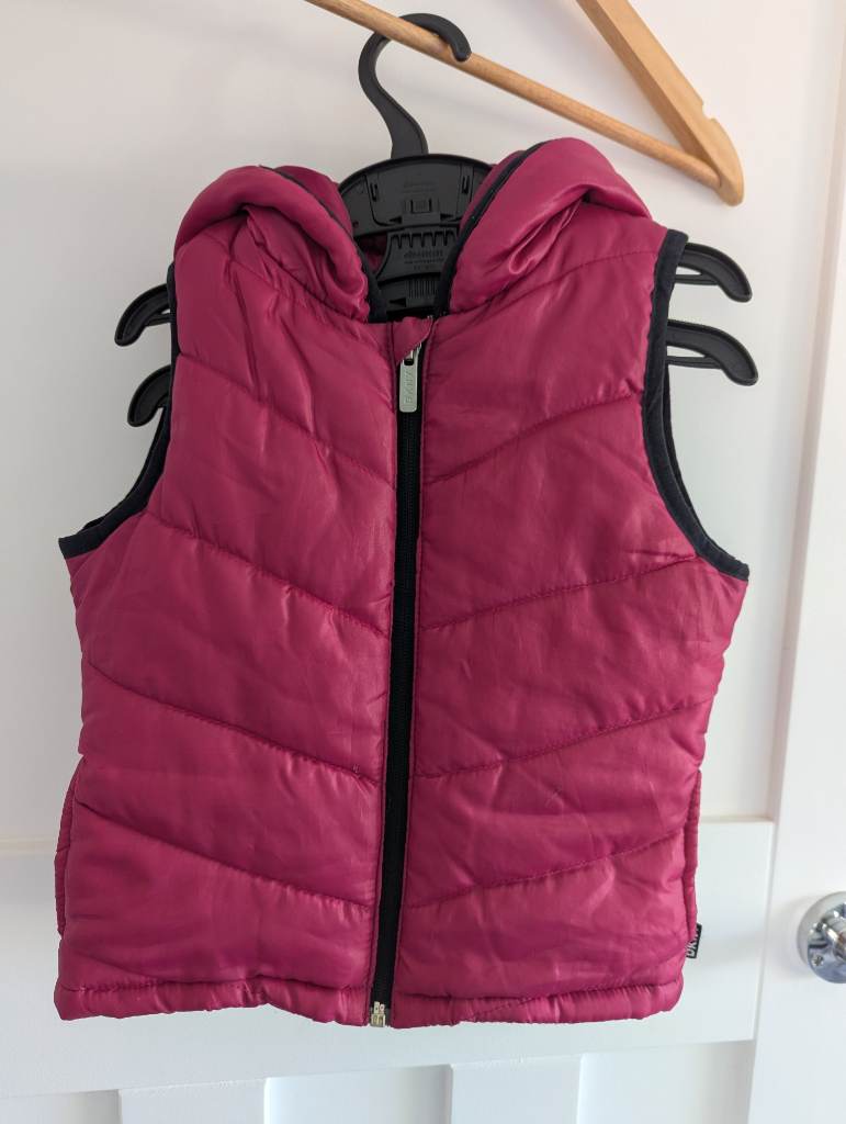 Girls Pink/ Black DKNY hooded sleeveless puffer jacket/ gilet, age 3 years