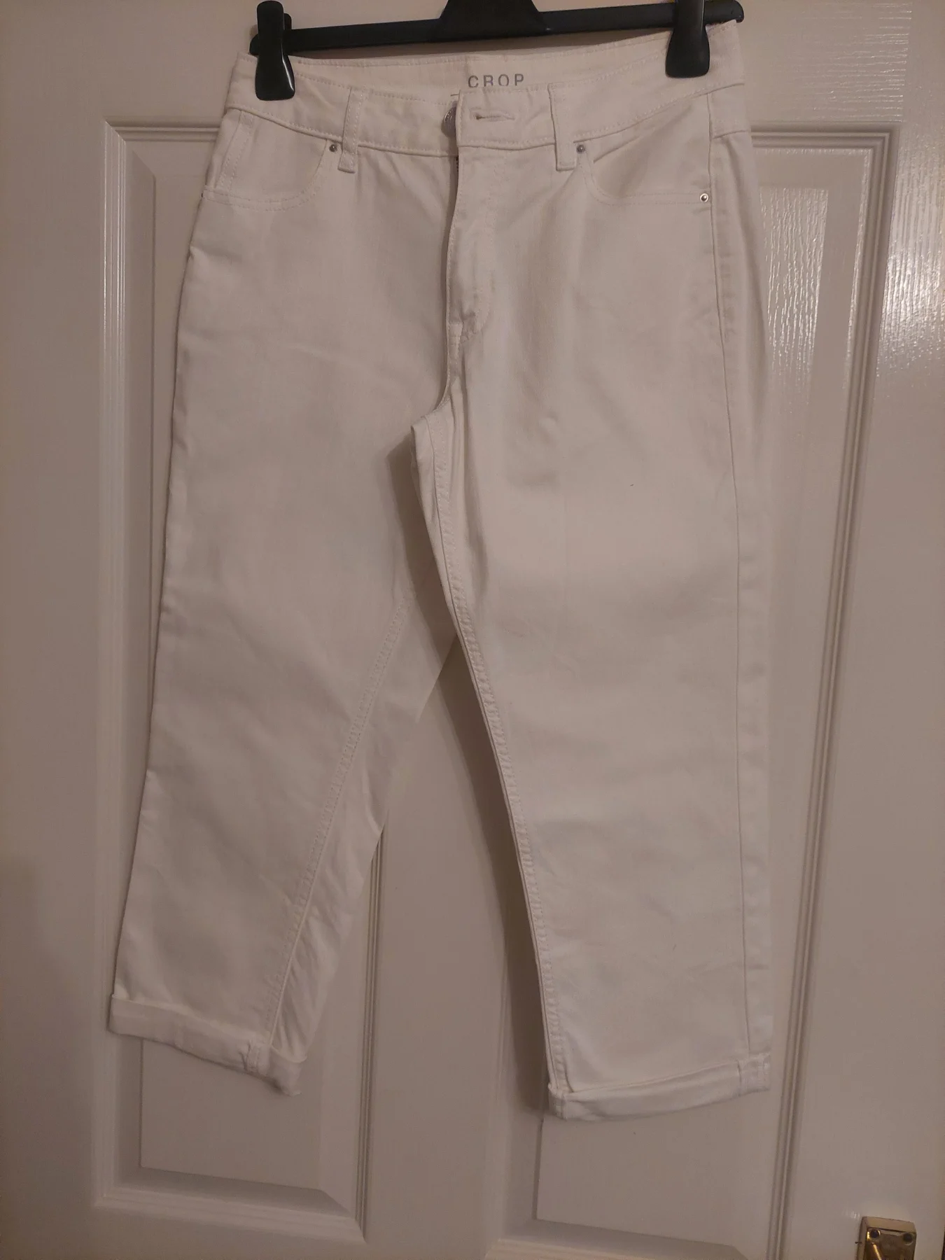 M&S ladies white cropped jeans Size 8