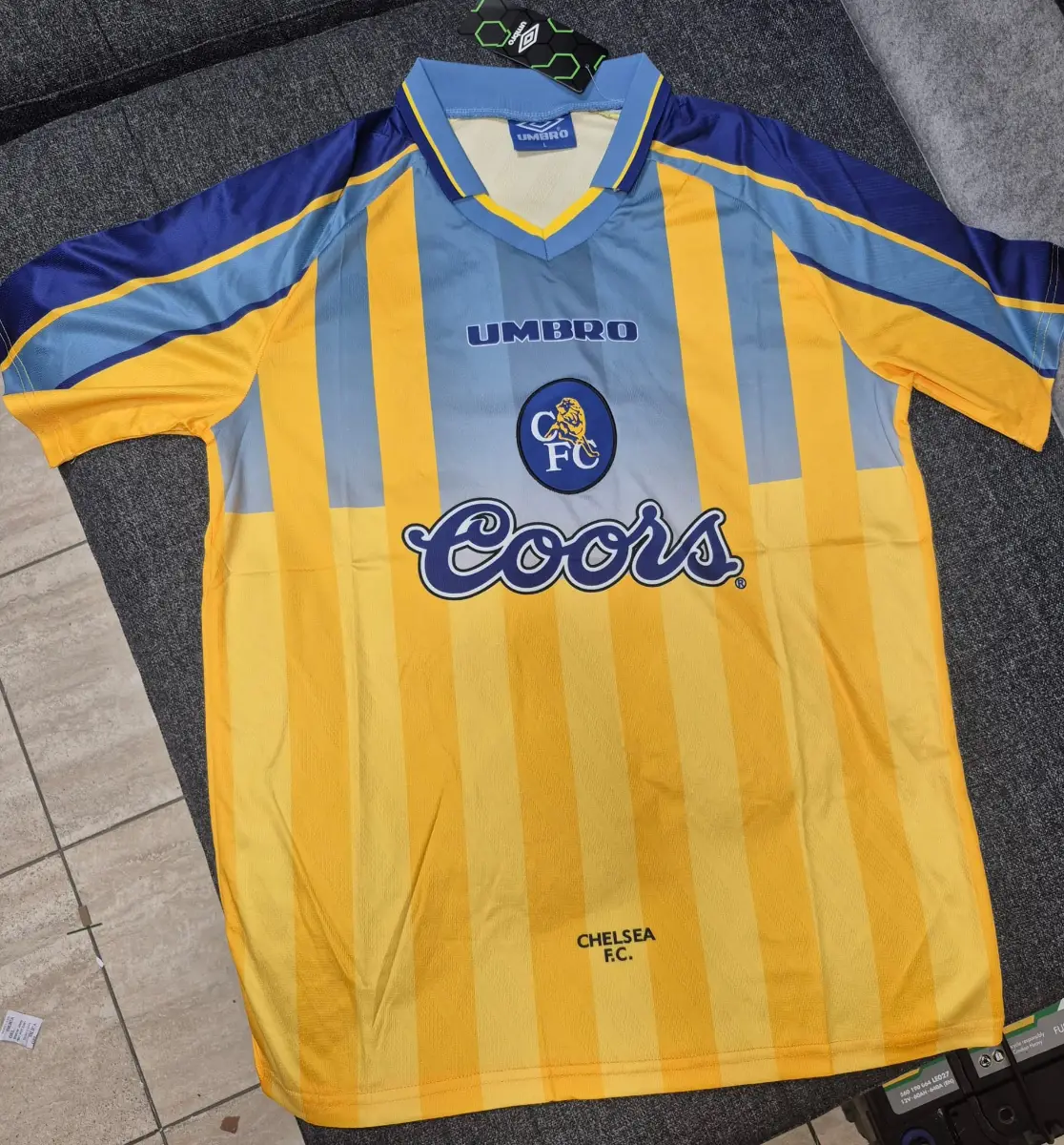 Chelsea 1997-99 Away Shirt Large - Umbro Coors Retro Jersey BNWT