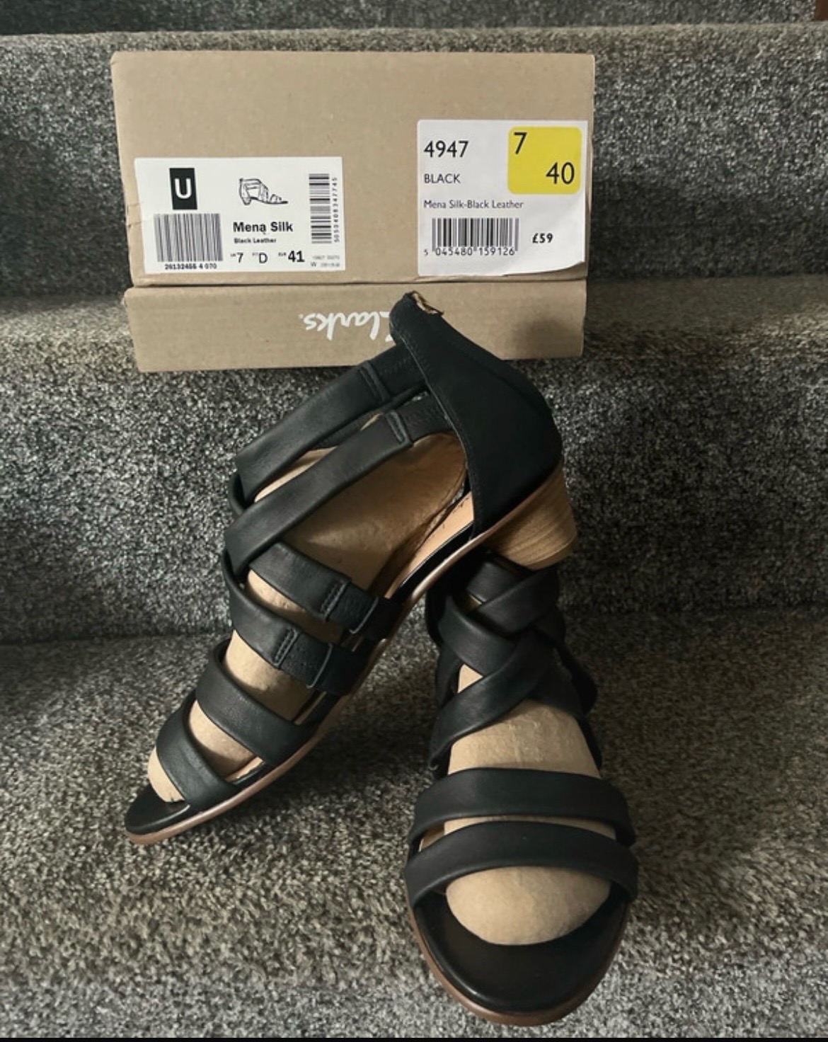 Clarks Mena Silk black leather sandal size 7