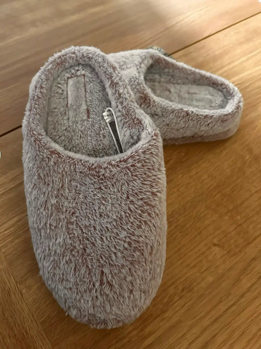 Soft Fluffy Mule Slippers – Dusty Pink / Light Grey – Size UK 5–6