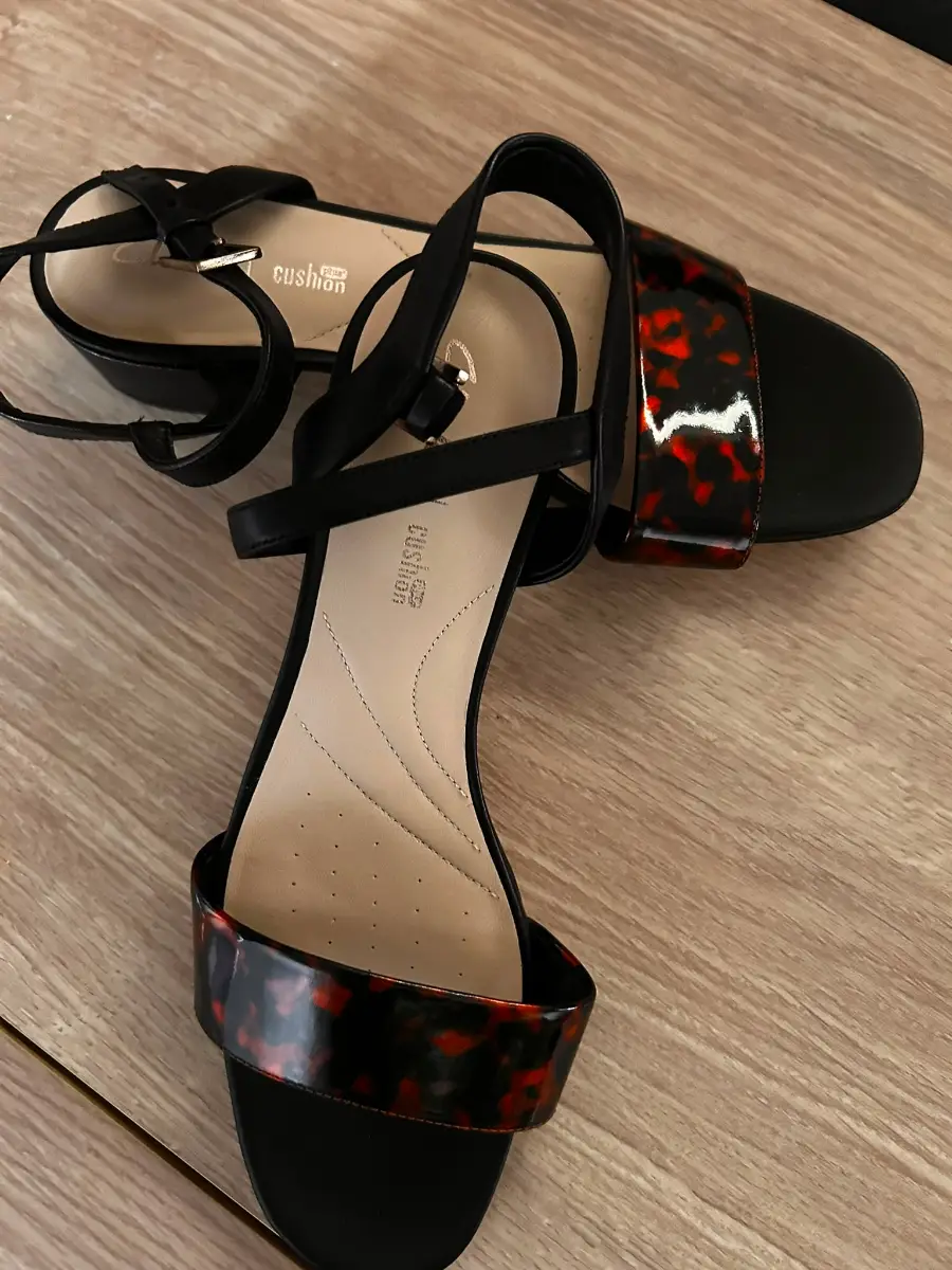 Clarks Orabella Iris Sandals | Black & Tortoiseshell Heels Size UK 5.5 D