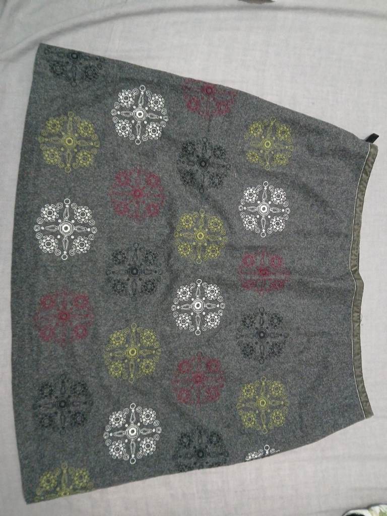 Laura Ashley Brown circle print skirt