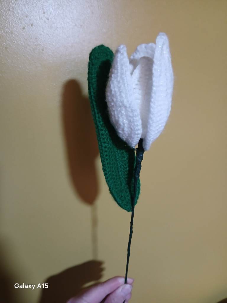 handmade crochet Tulip Flower stem