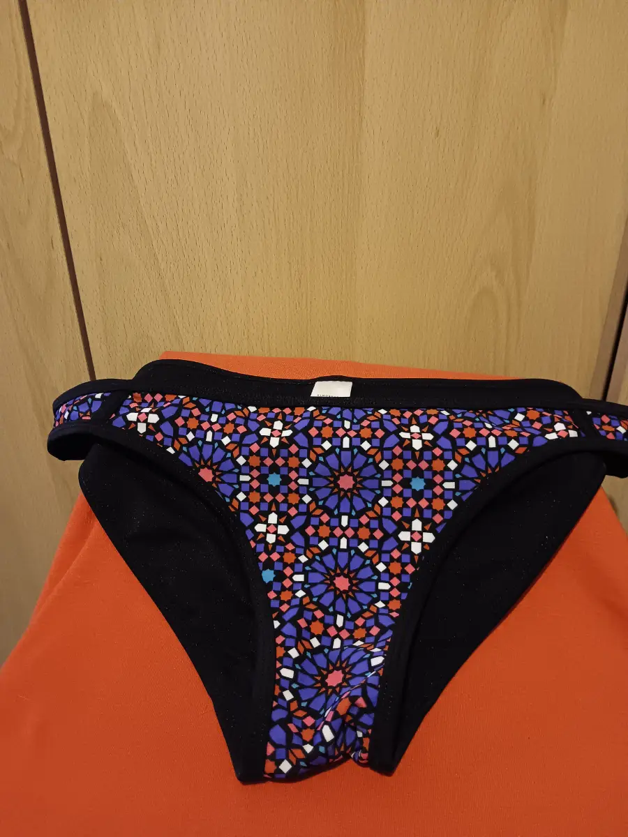 atmosphere size 10 purple blue geometric bikini bottoms