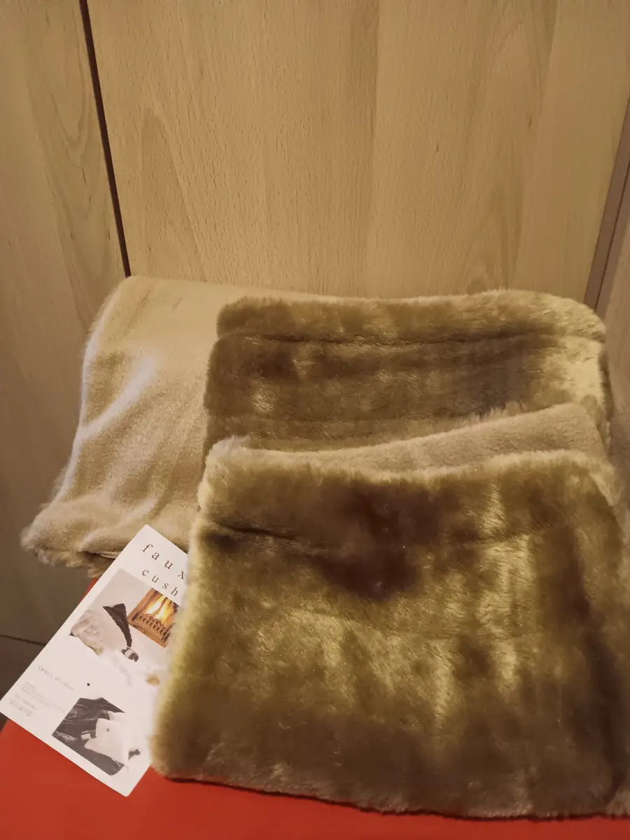 gold faux fur pair of cushion covers 45 x 45cm