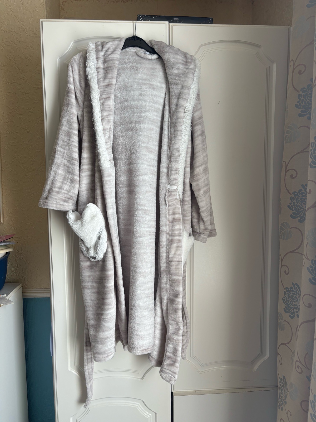 Next Petite fluffy dressing gown – Size S