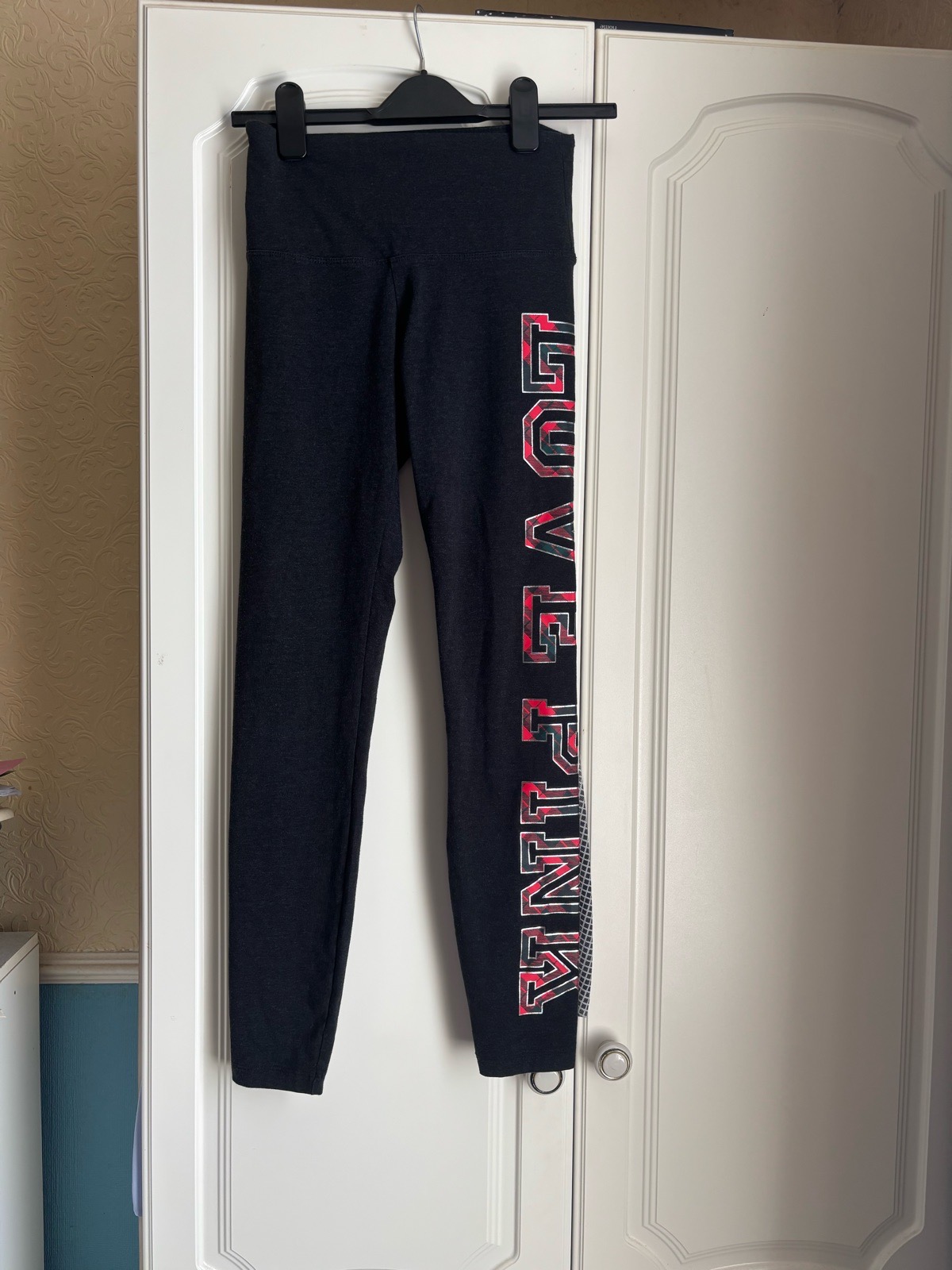 Victoria’s Secret PINK Dark grey Leggings size small