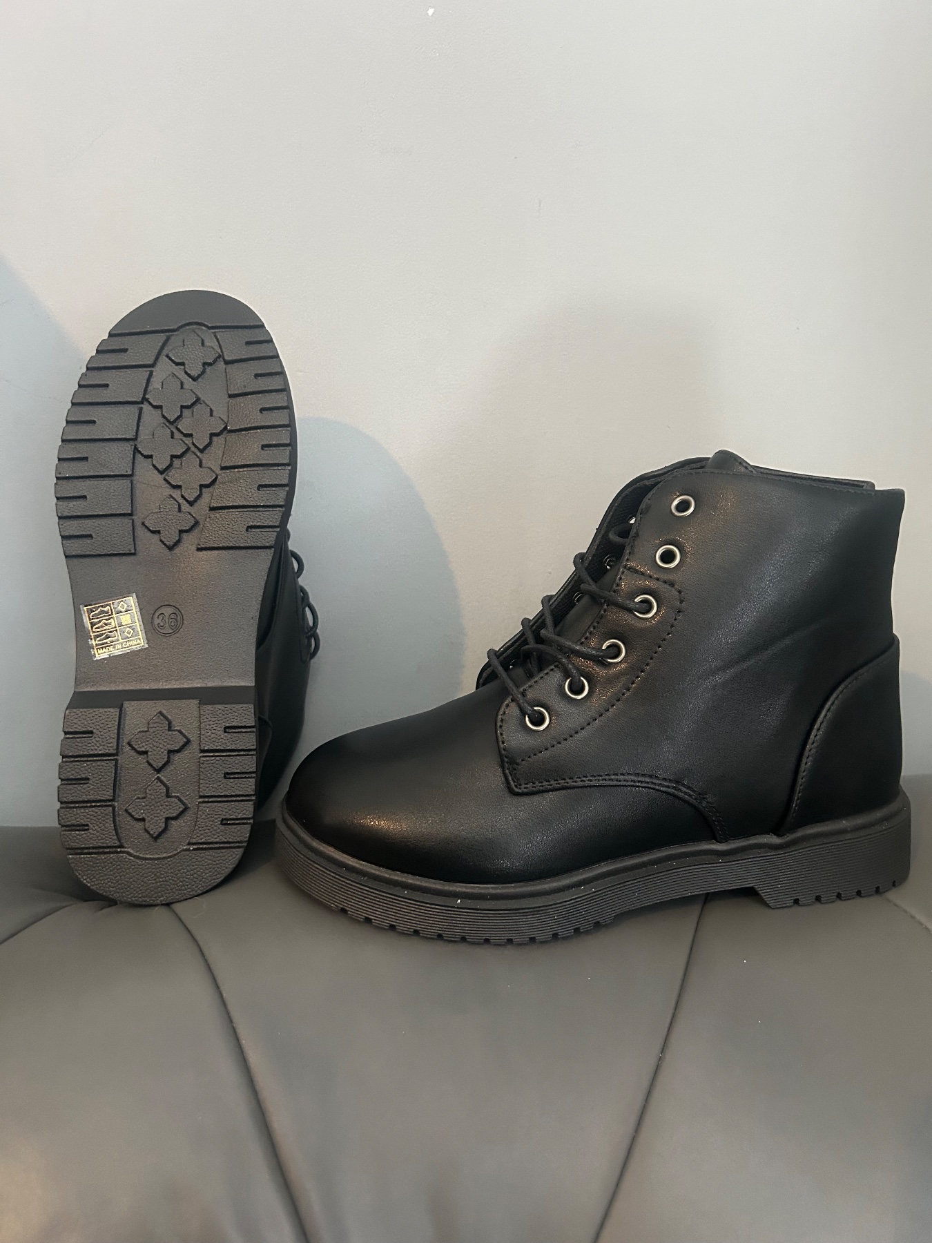 Brand new girls black boots size 3