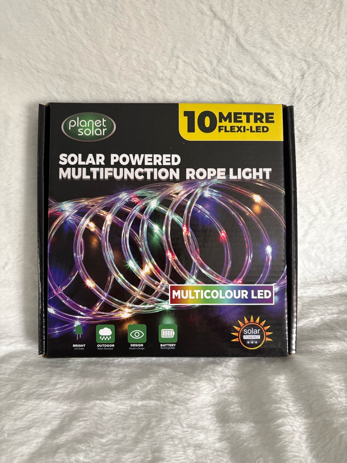 Brand new 10 metre solar powered multifunction rope light