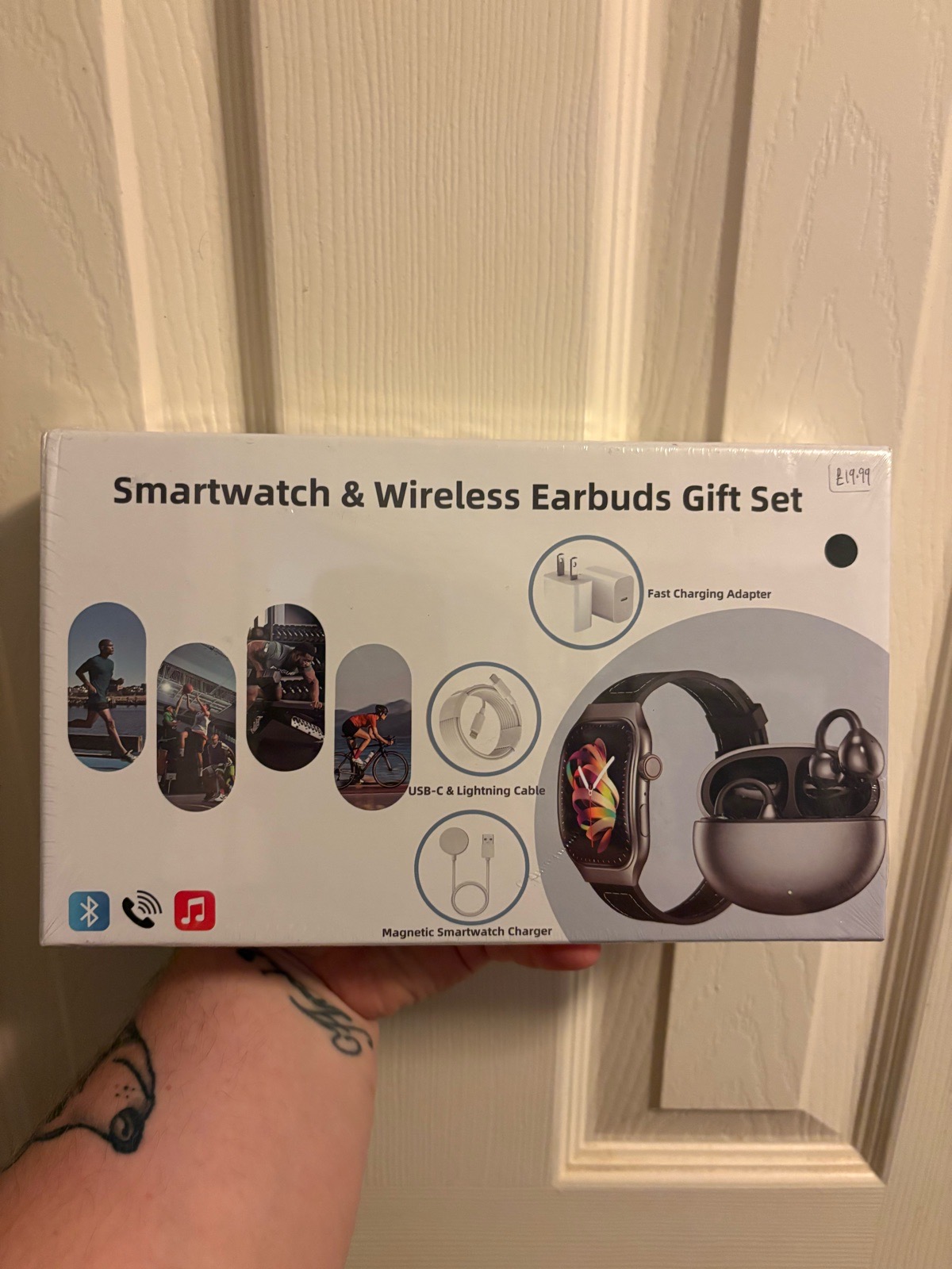 Smart watch and wireless earbuds gift set