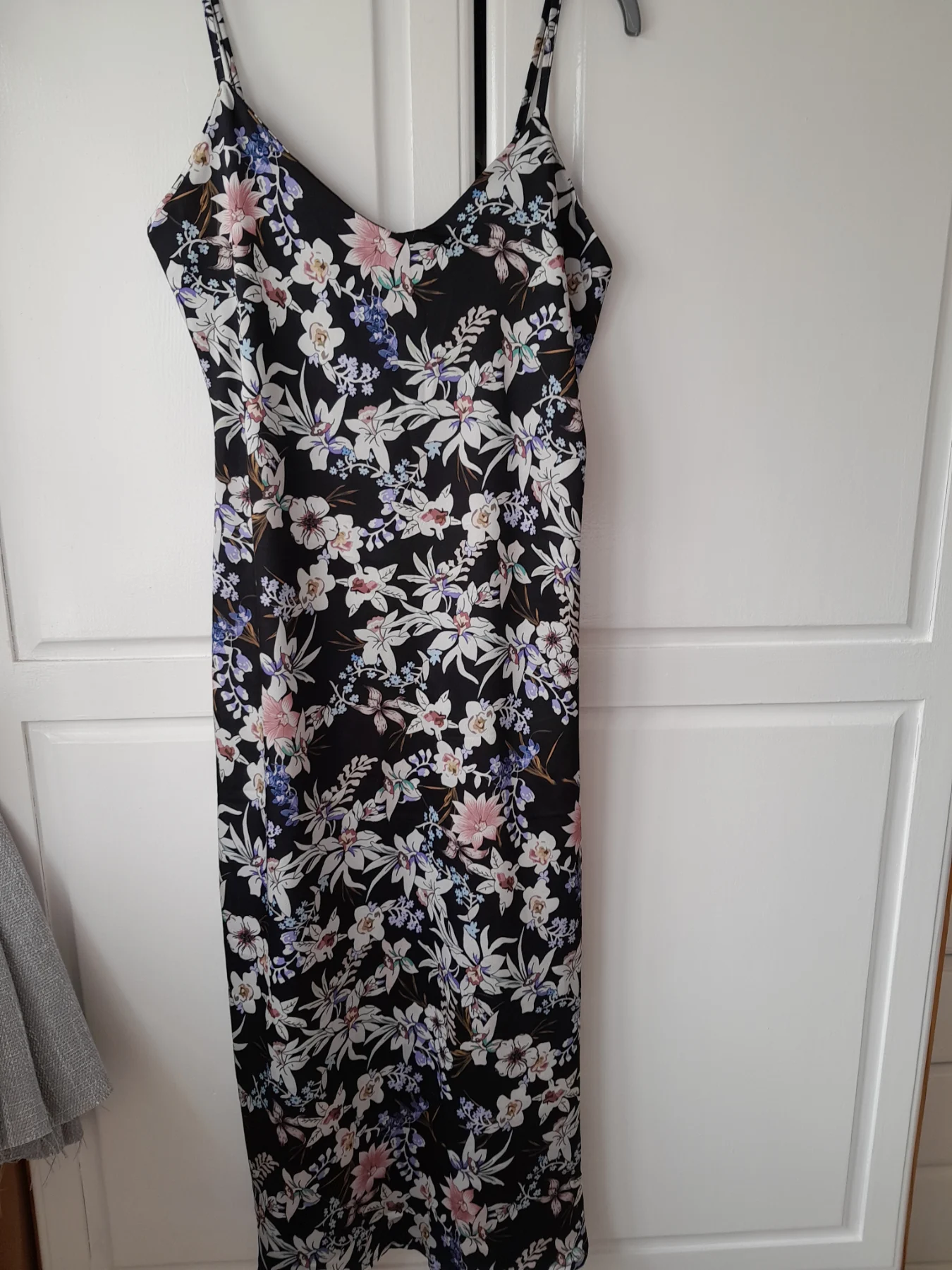 Boohoo size 16 long dress