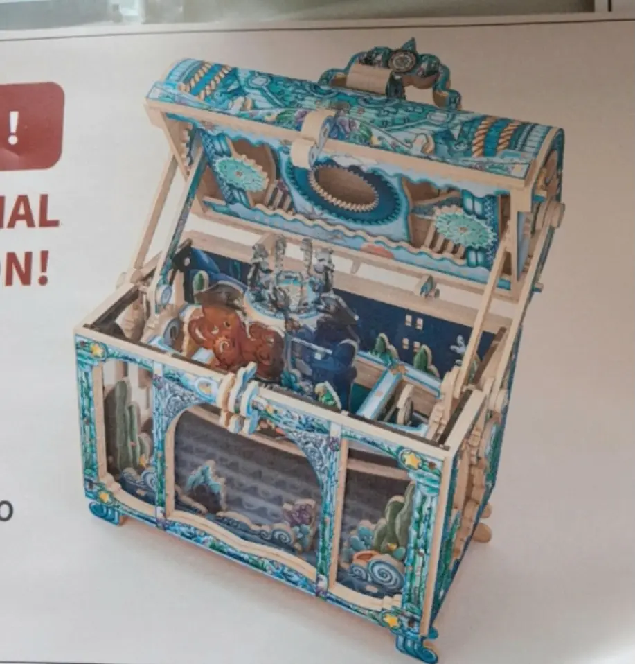 Treasure Chest DIY model kit