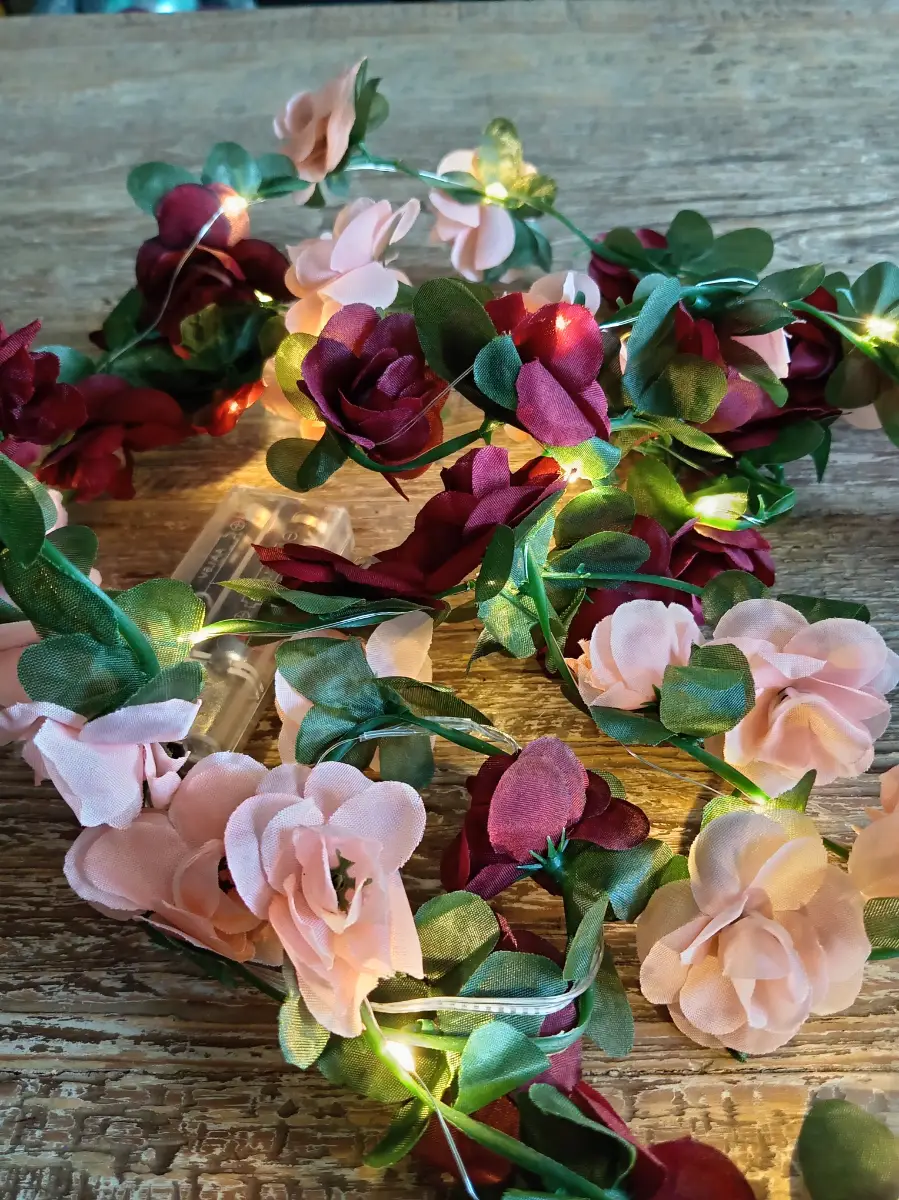Burgandy rose led garland 200cm 20 led
