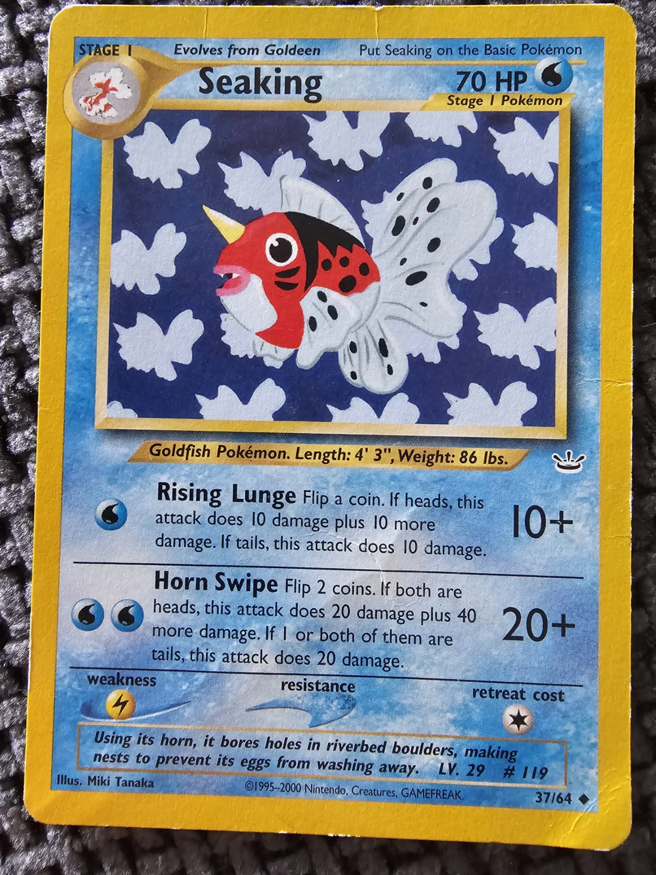 Seaking Neo Revelation 37/64 Pokemon card