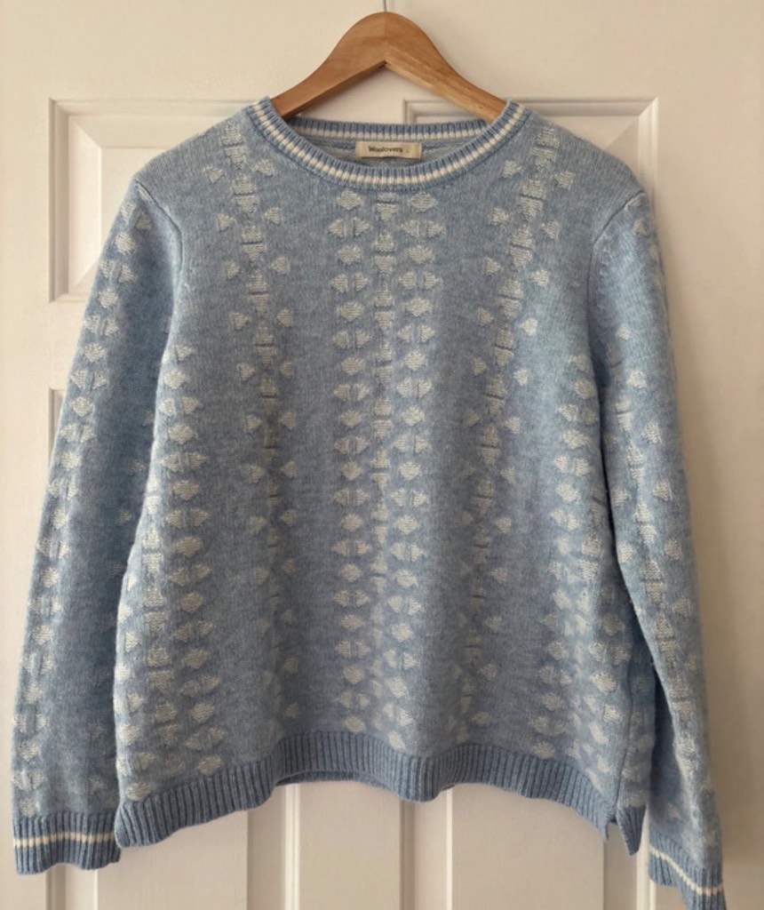 Woman WoolOvers 100% lambswool blue knitted jumper size l