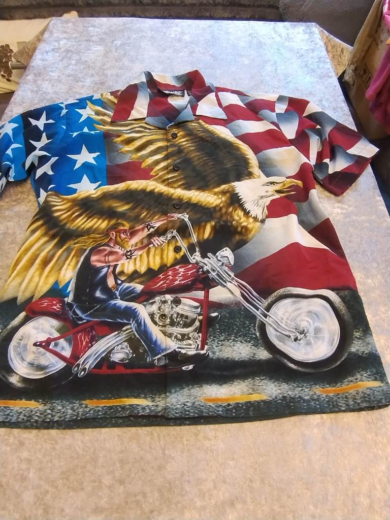 Dragonfly biker shirt Hawaiin style shirt size medium