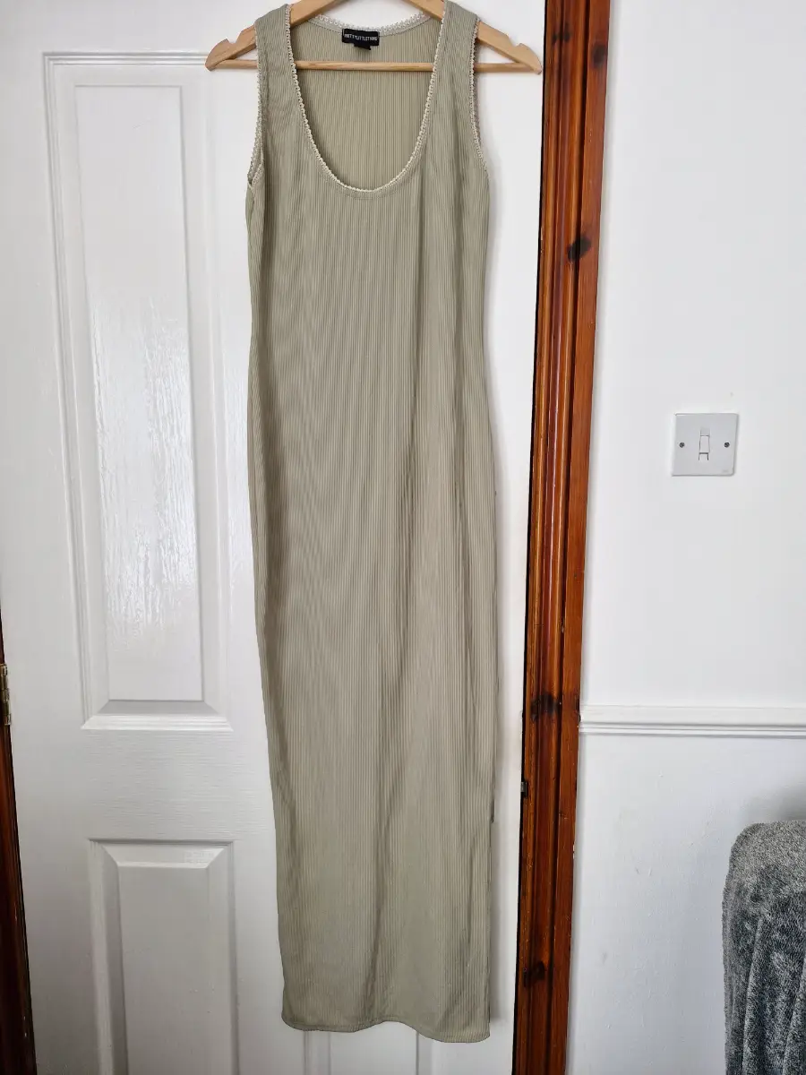 Womens sleeveless maxi dress size 12