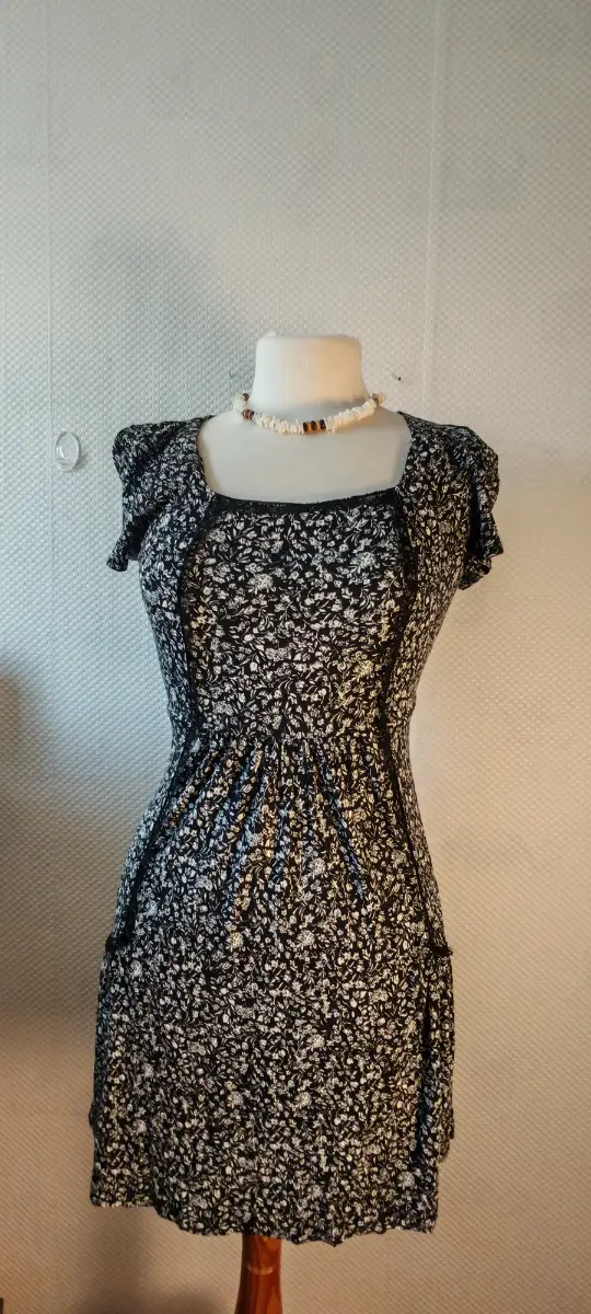 Warehouse ditsy  print floral  mini dress size 12